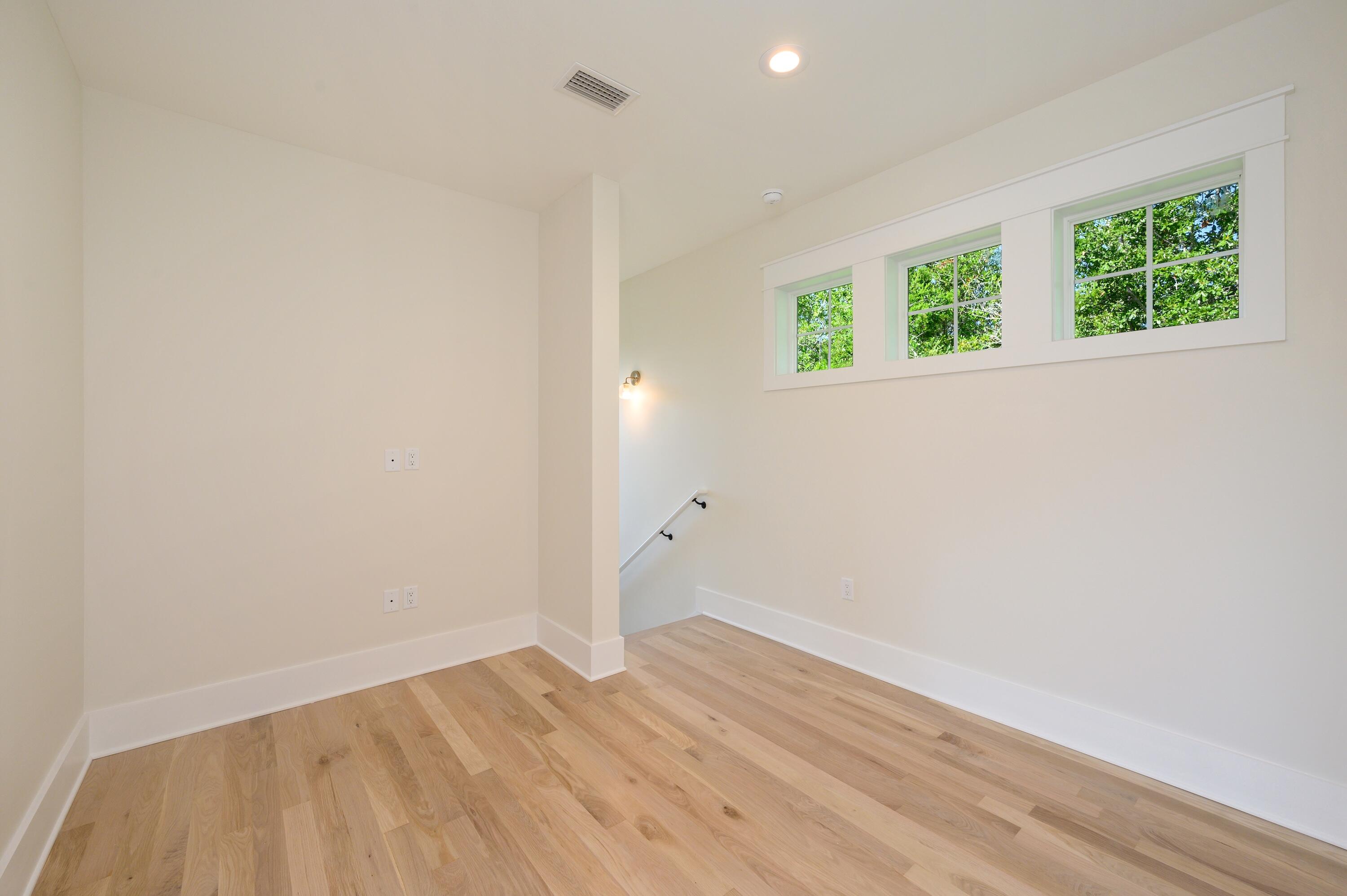 VALPARAISO PLAT 01 - Residential Lease