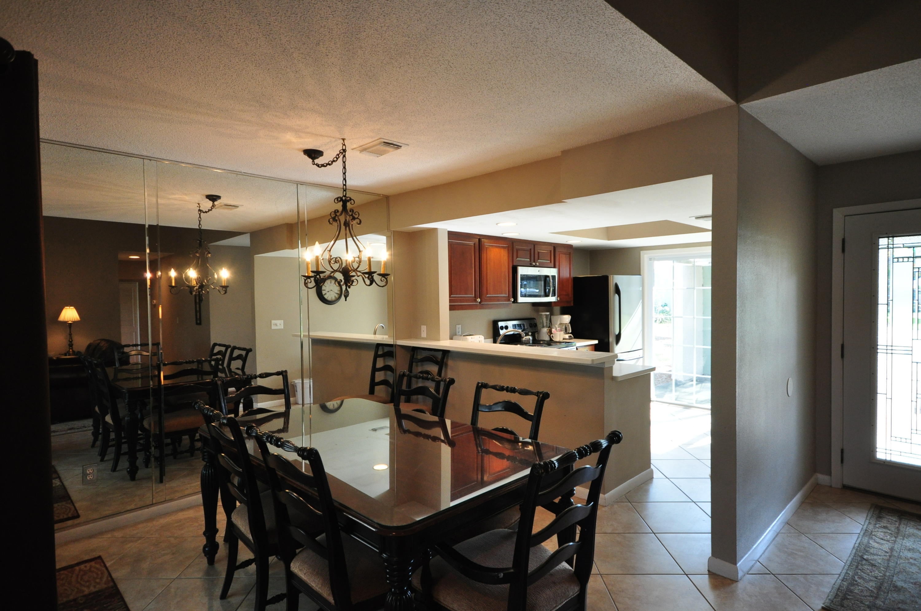 LINKSIDE VILLAGE UNIT 1 - Residential