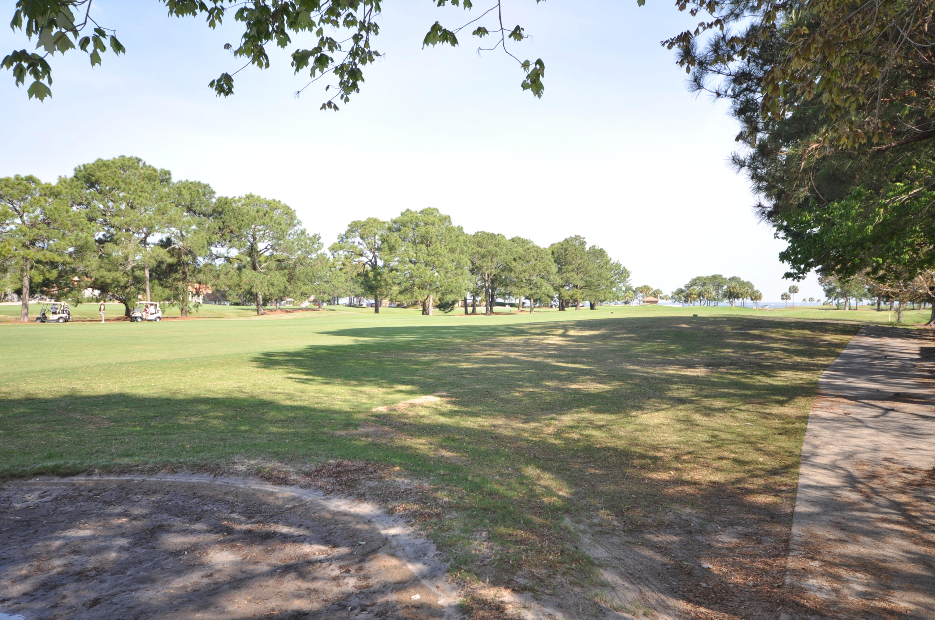 LINKSIDE VILLAGE UNIT 1 - Residential