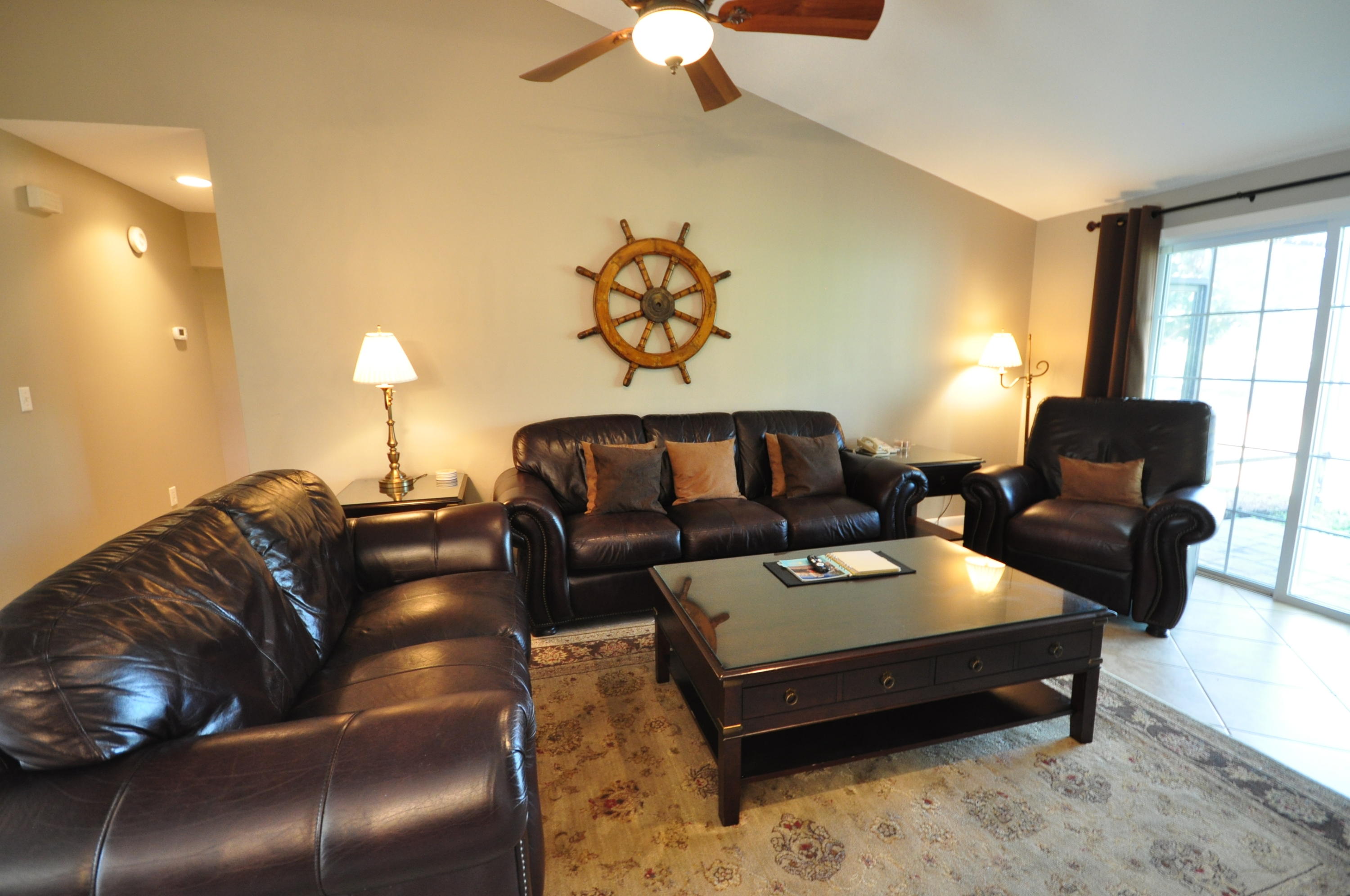 LINKSIDE VILLAGE UNIT 1 - Residential