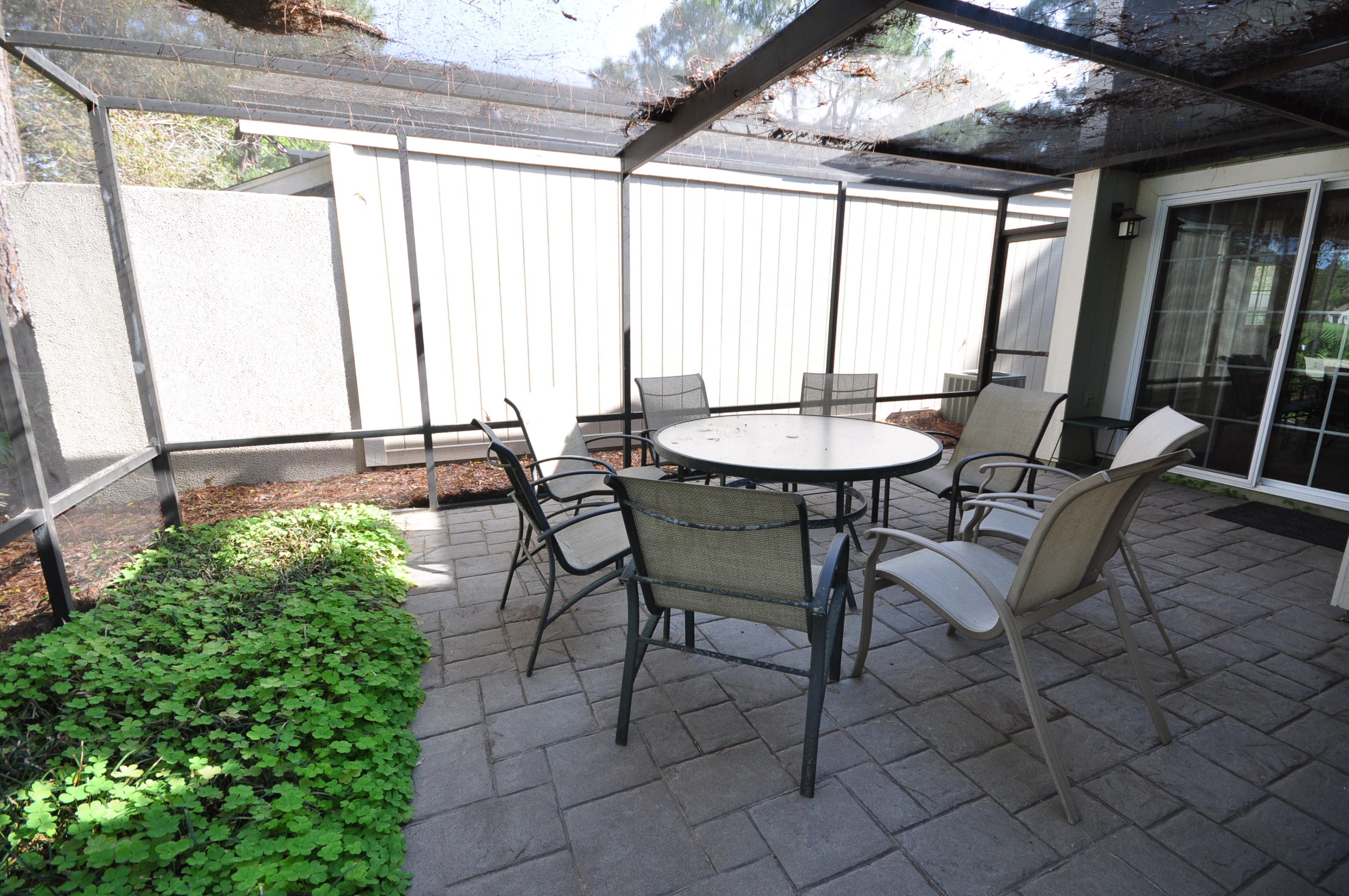 LINKSIDE VILLAGE UNIT 1 - Residential