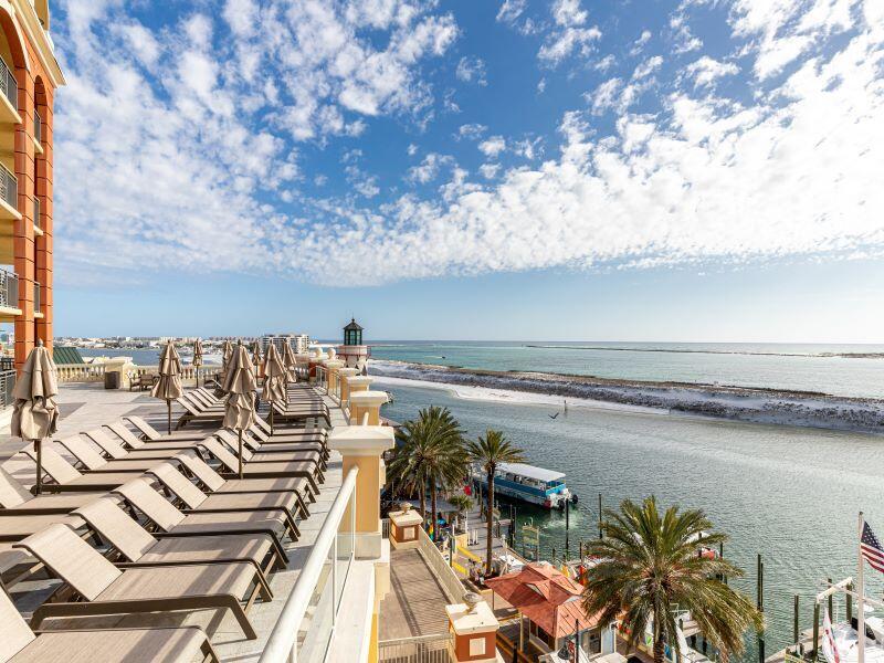 EMERALD GRANDE - Residential Lease