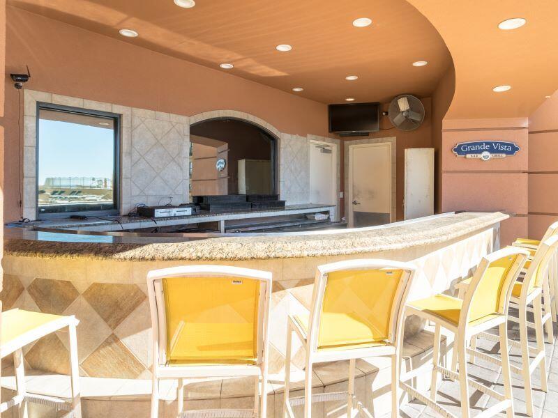 EMERALD GRANDE - Residential Lease