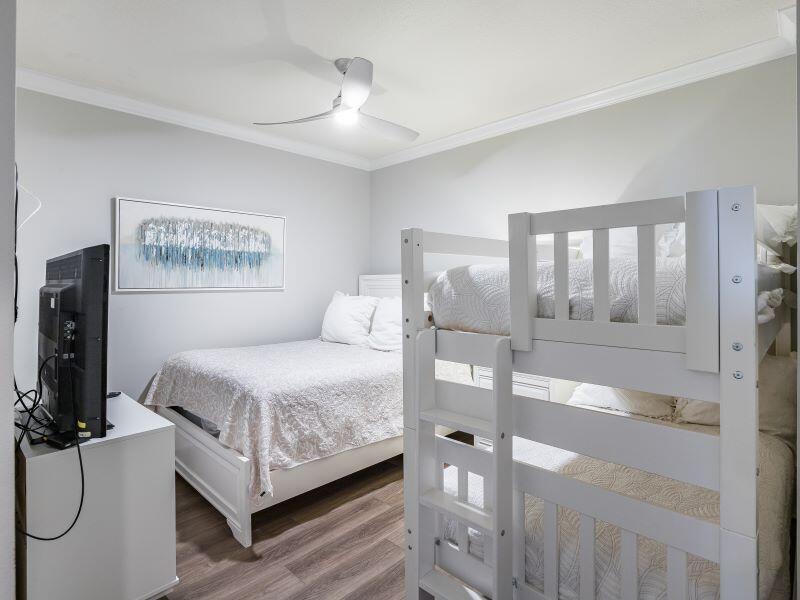 EMERALD GRANDE - Residential Lease
