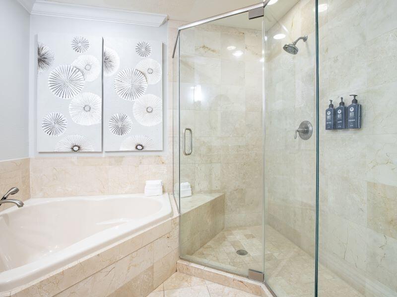 EMERALD GRANDE - Residential Lease