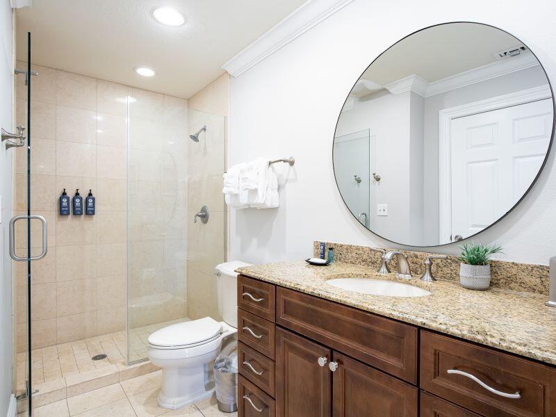 EMERALD GRANDE - Residential Lease