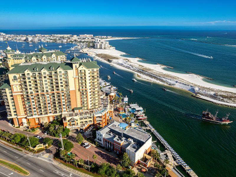 EMERALD GRANDE - Residential Lease