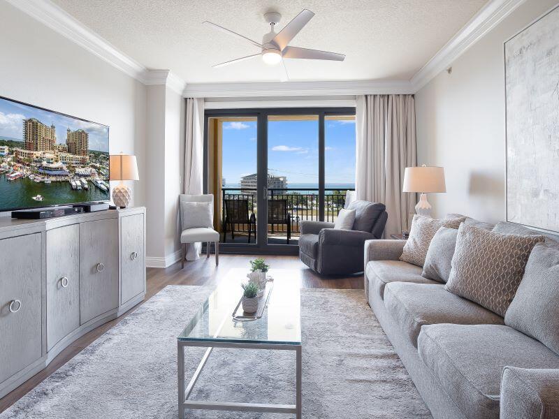 EMERALD GRANDE - Residential Lease