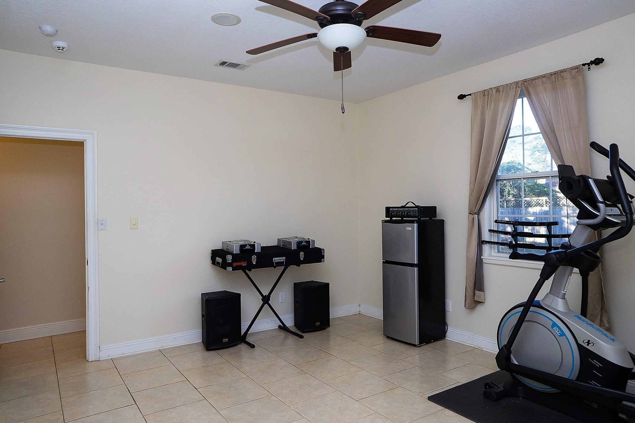 BAYSHORE PLACE PH 2 - Residential