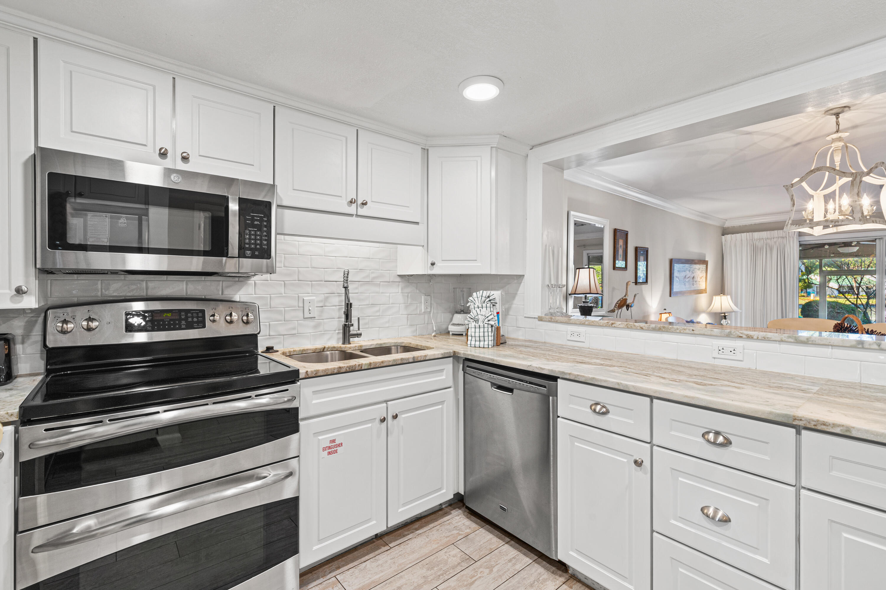 BAYOU VILLAGE CONDO PH 1 - Residential