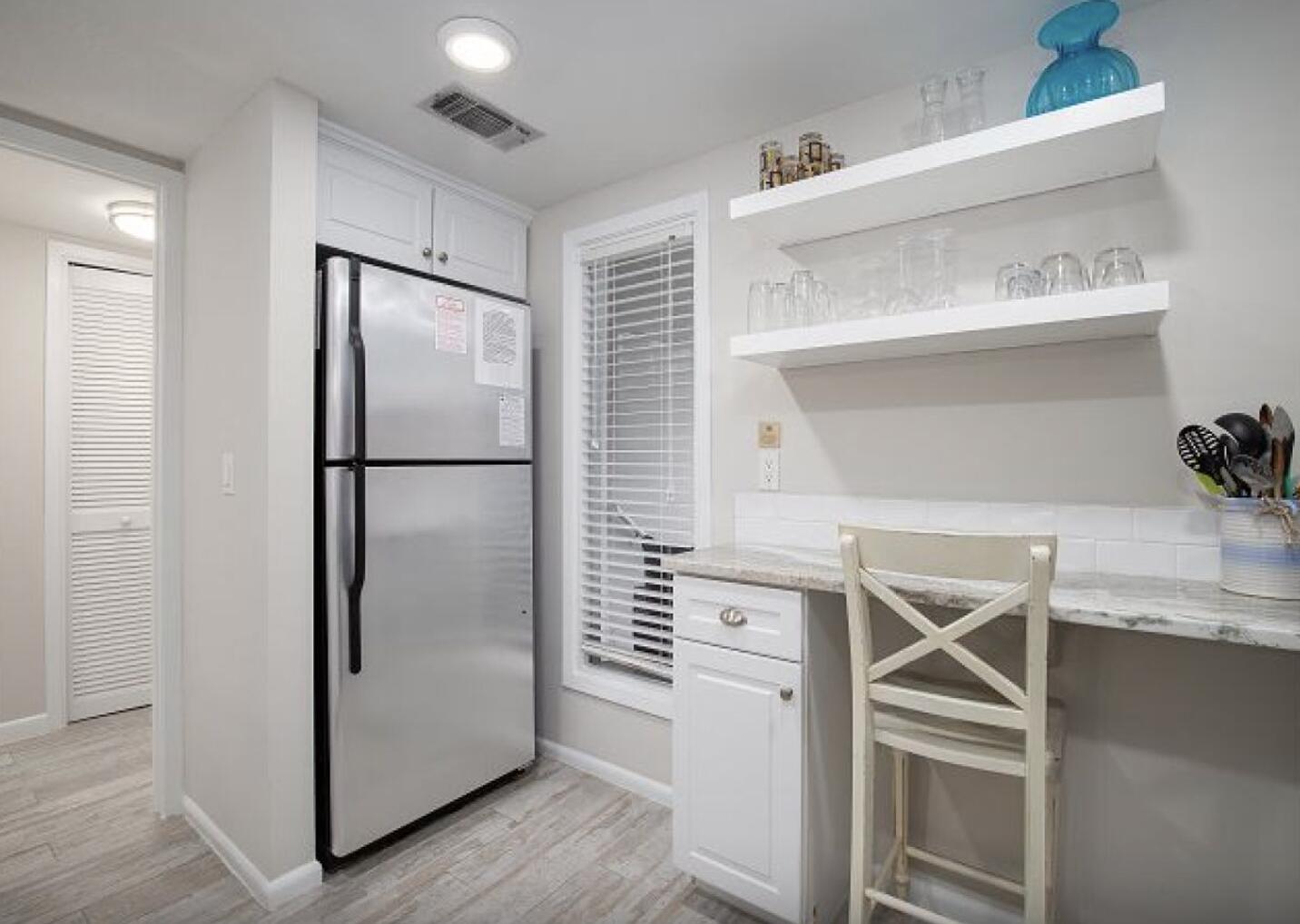 BAYOU VILLAGE CONDO PH 1 - Residential