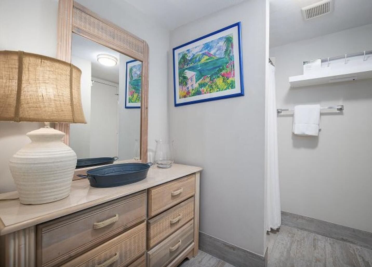 BAYOU VILLAGE CONDO PH 1 - Residential