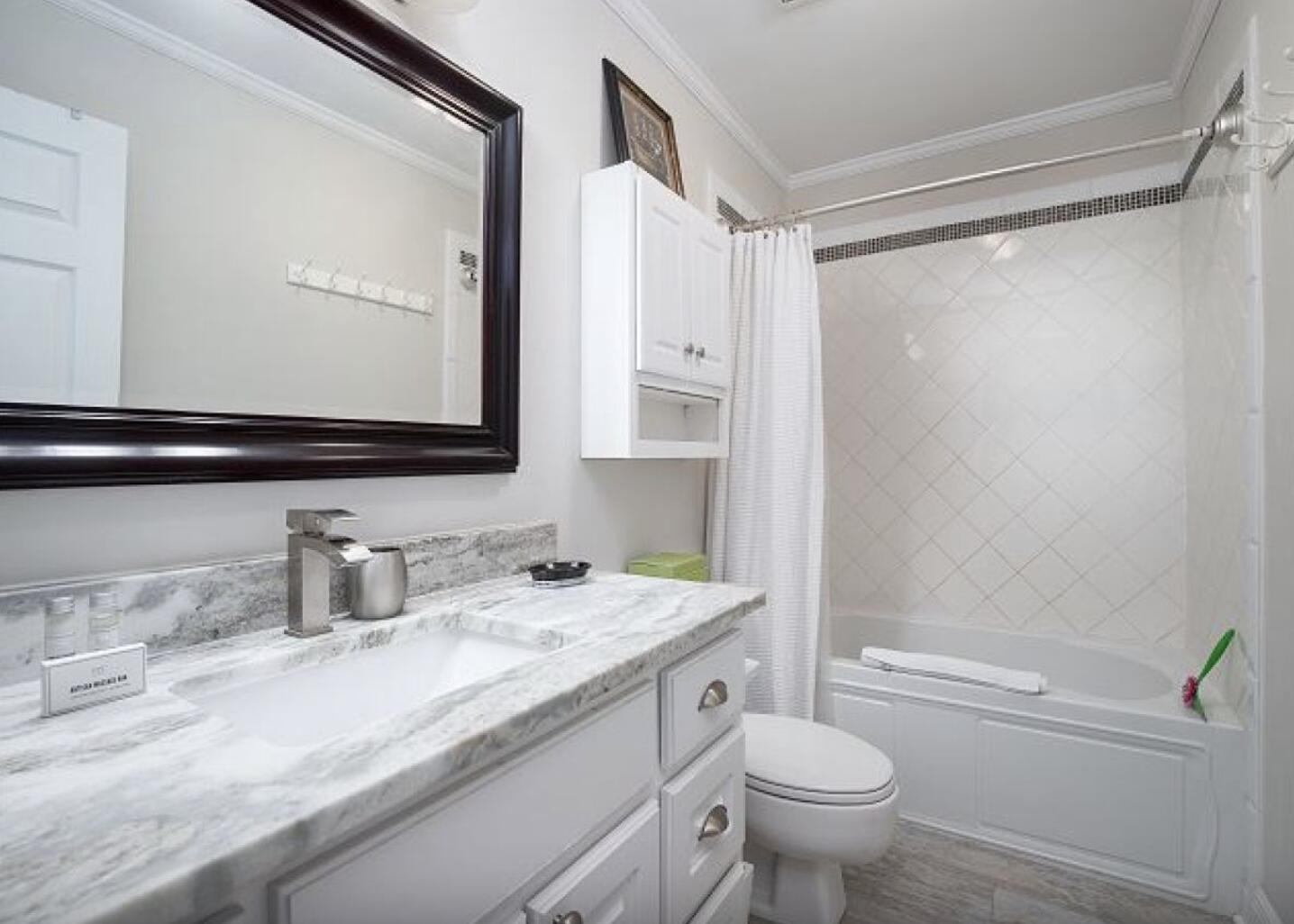 BAYOU VILLAGE CONDO PH 1 - Residential