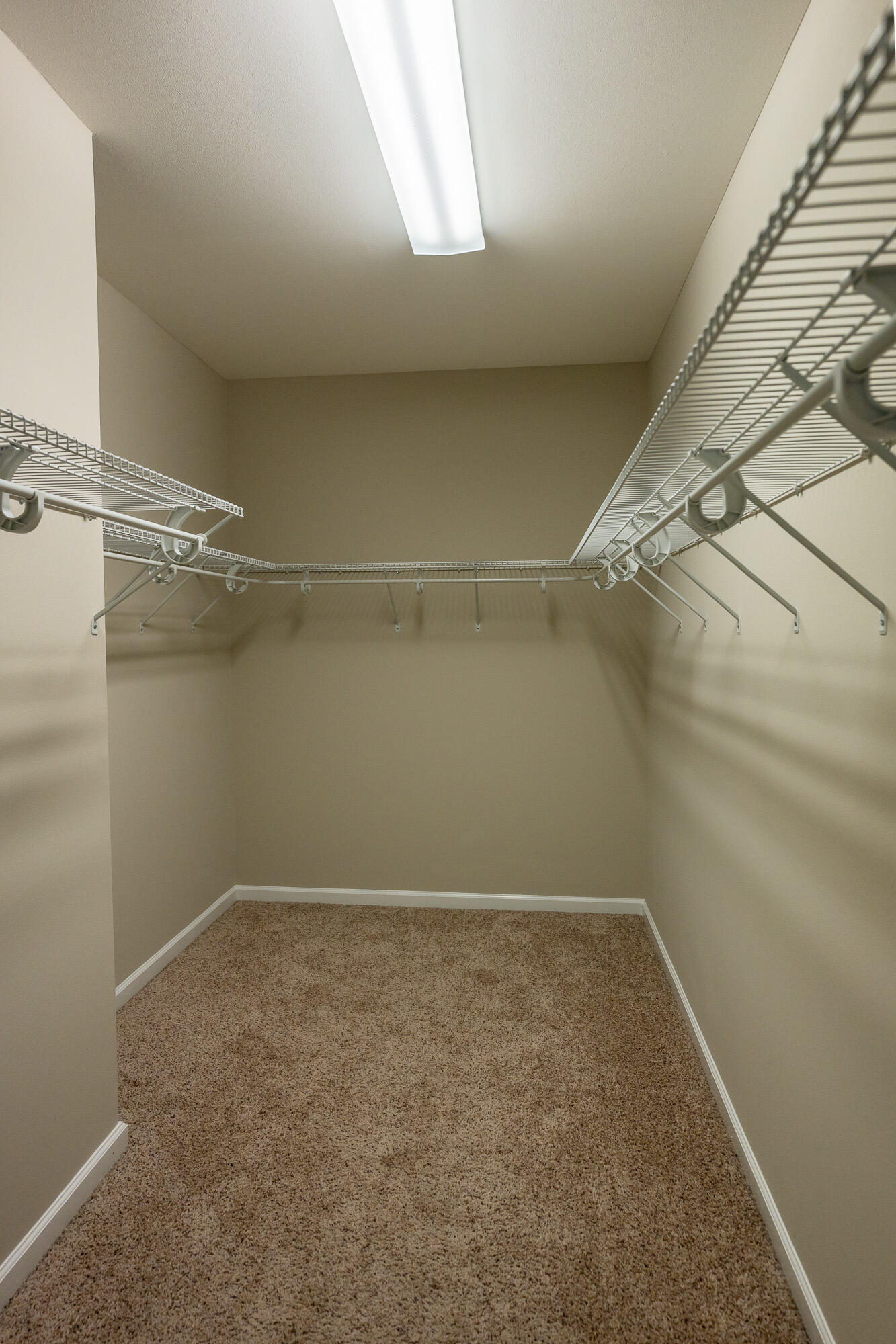 ENDICOTT VILLAGE - Residential