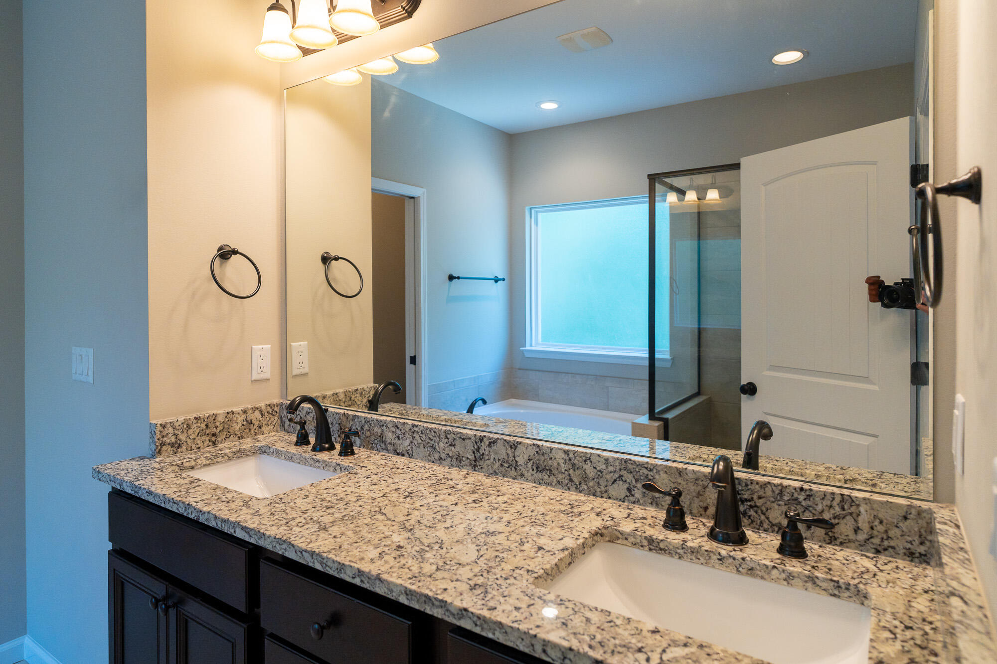 ENDICOTT VILLAGE - Residential