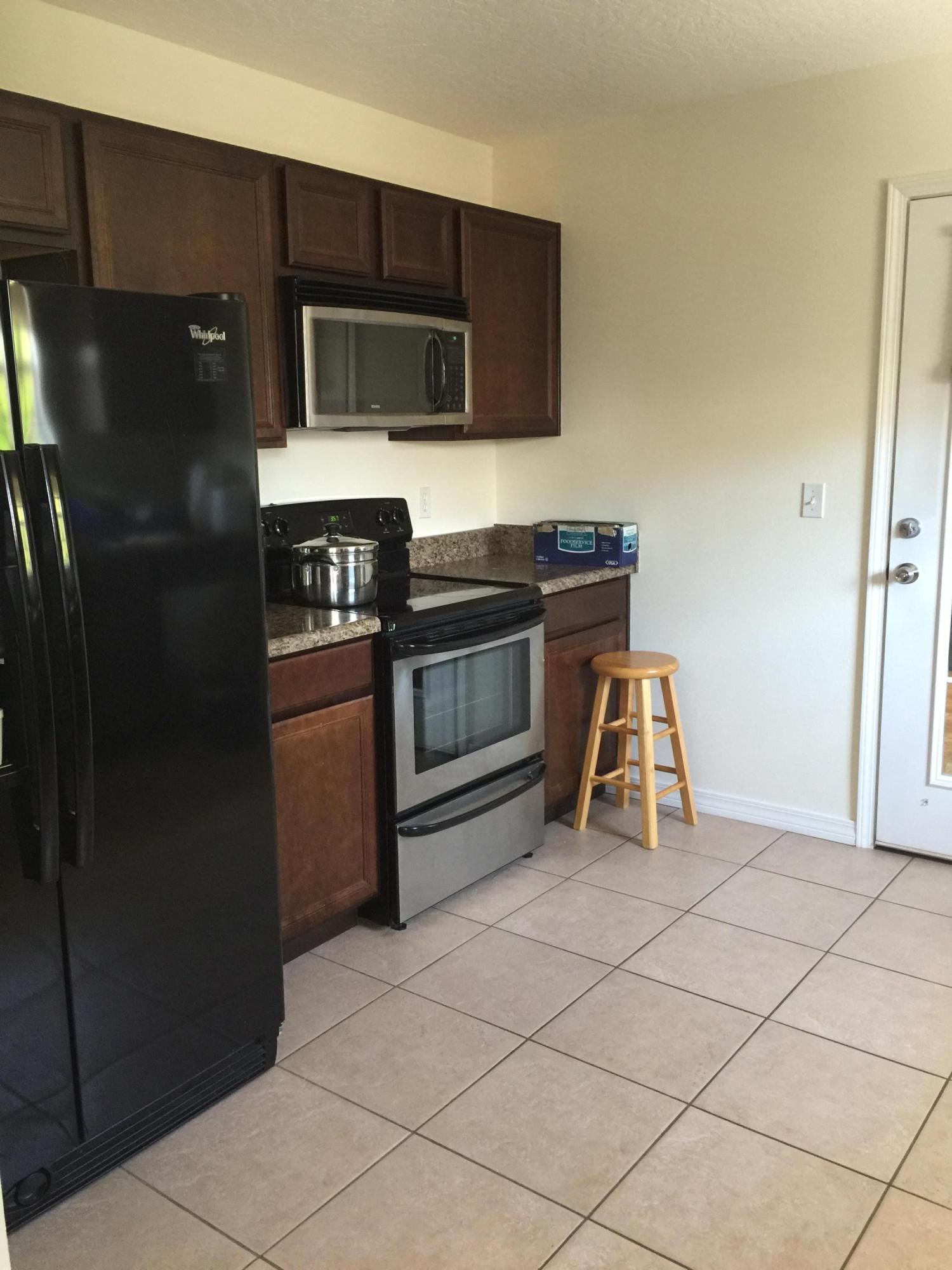 CASA LOMA S/D 1ST ADDN - Residential