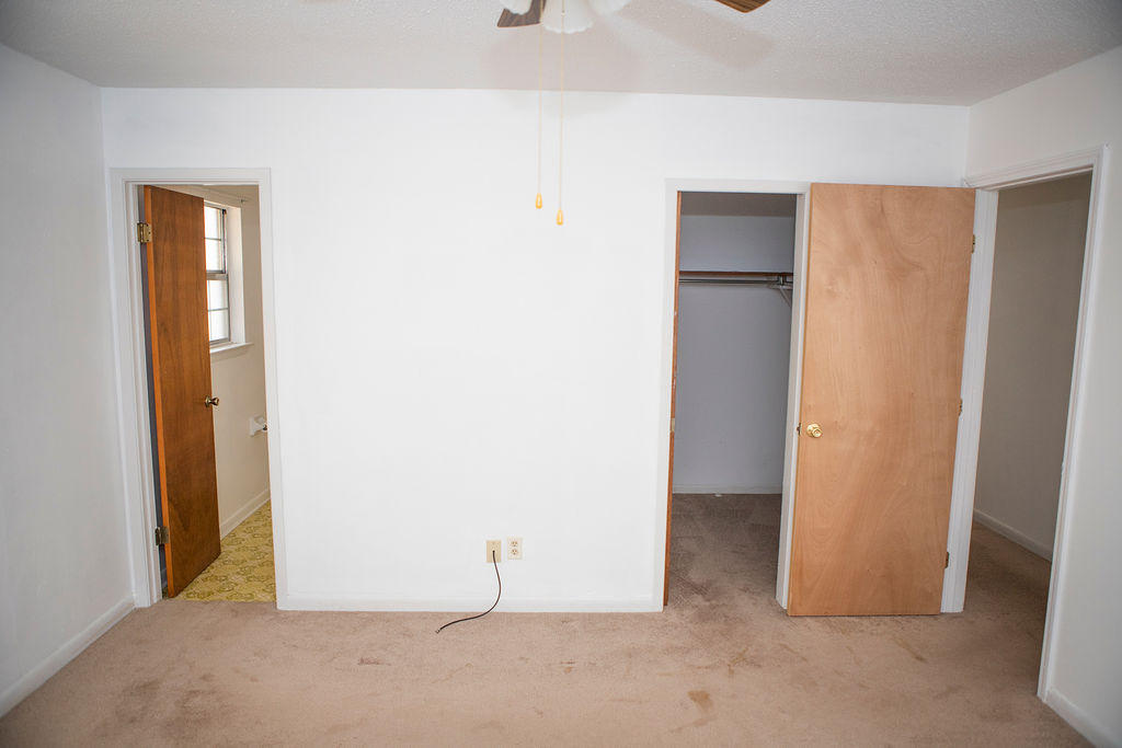 HOLLY WOODS - Residential