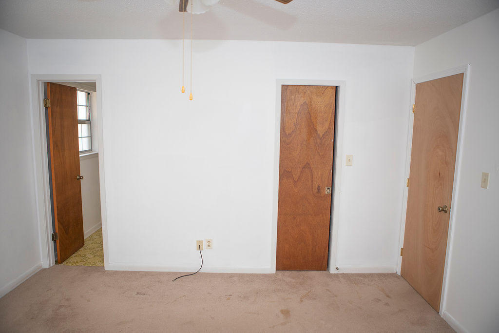 HOLLY WOODS - Residential