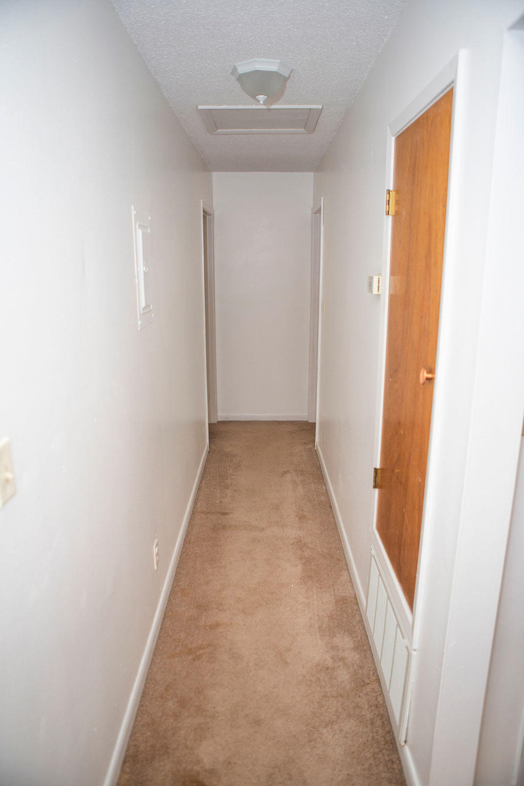 HOLLY WOODS - Residential