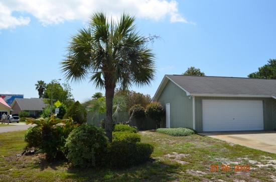 SEACLUSION BEACH - Residential