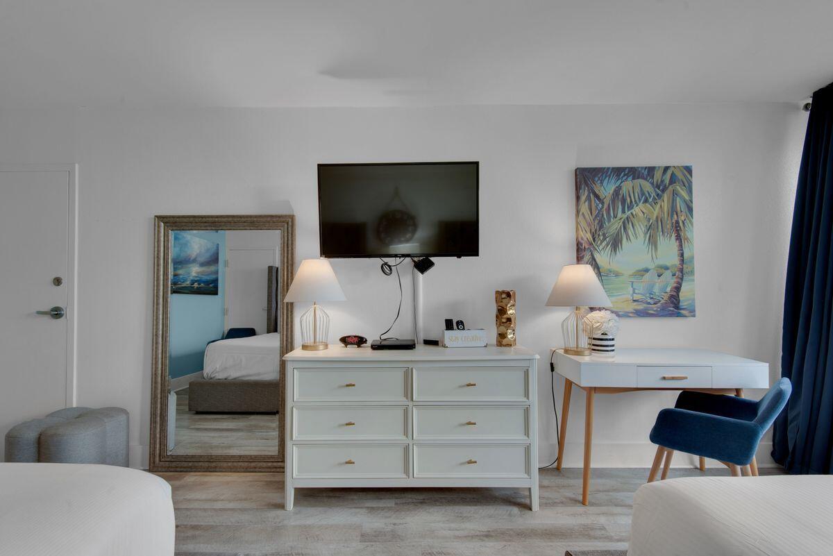 BAYSIDE CONDO SANDESTIN - Residential