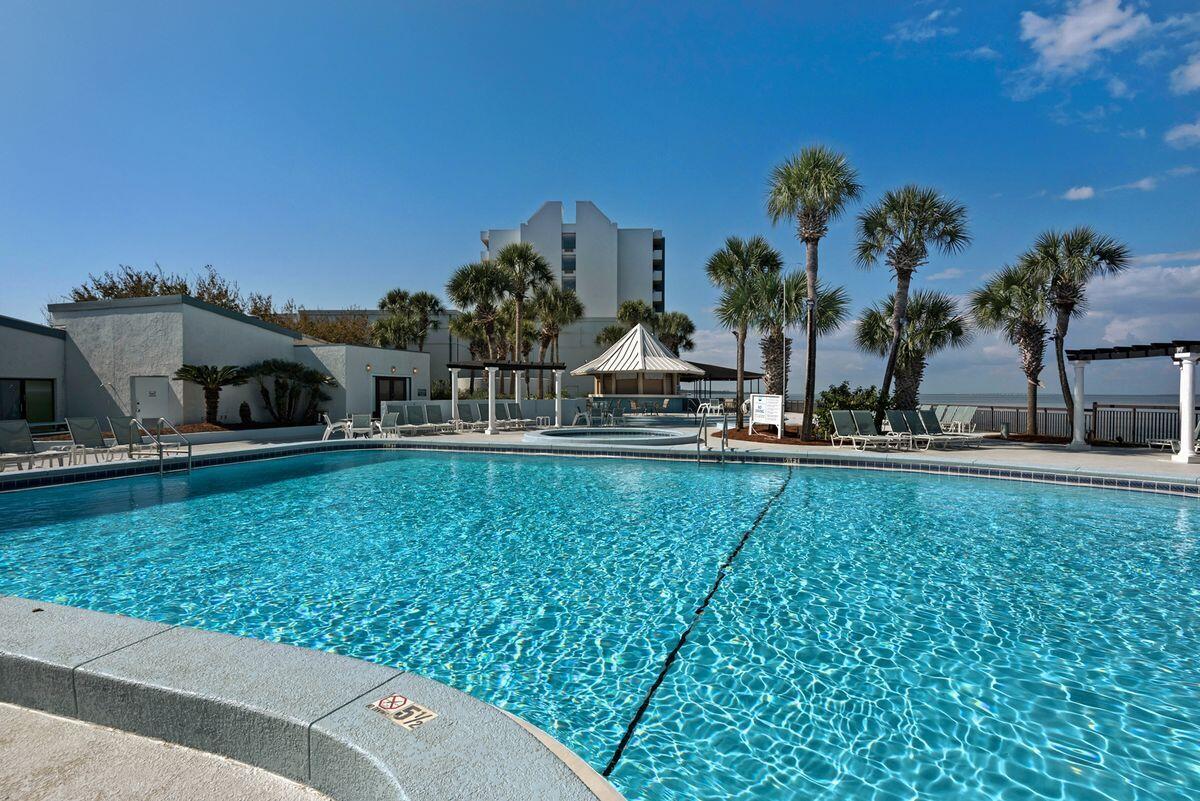 BAYSIDE CONDO SANDESTIN - Residential