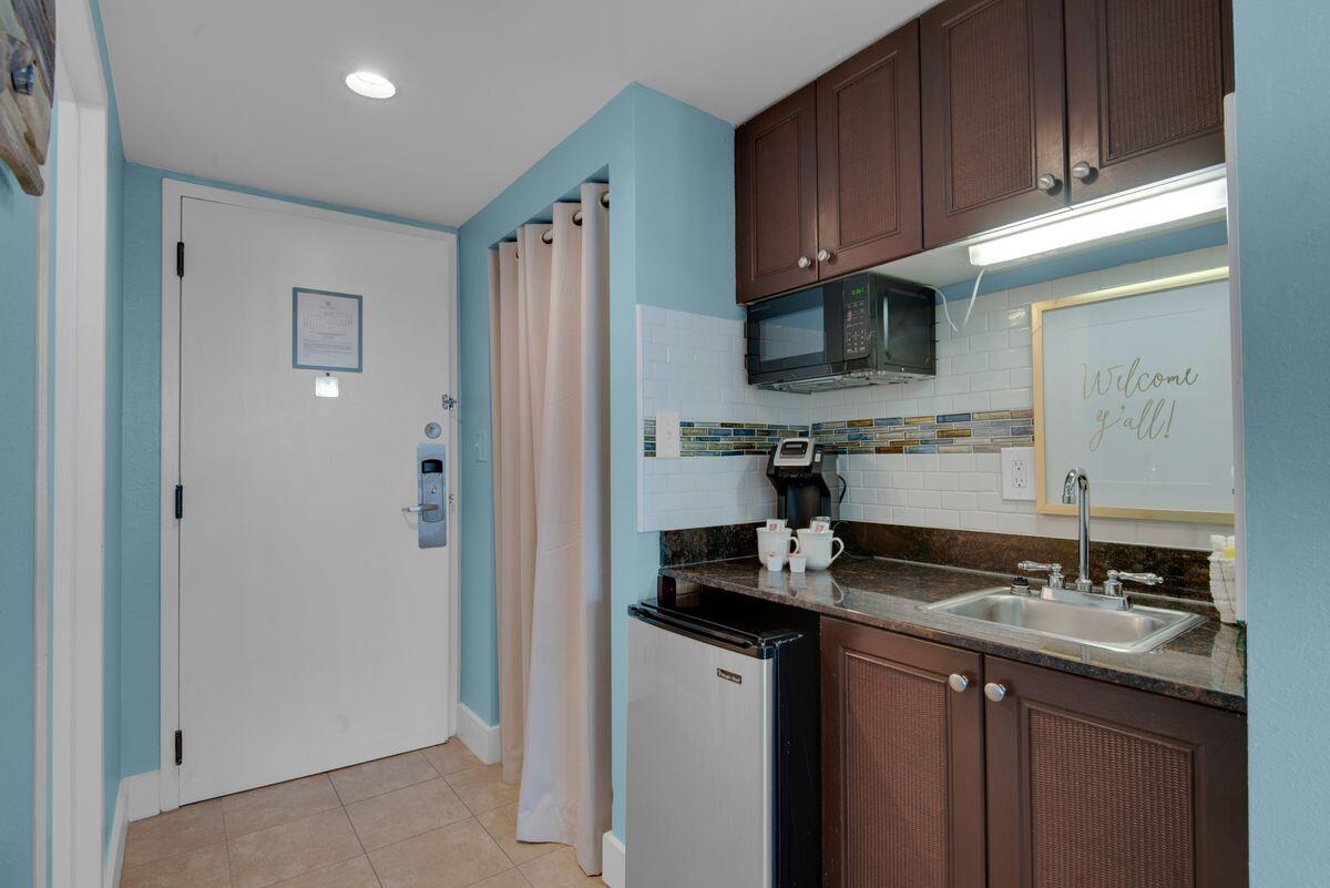 BAYSIDE CONDO SANDESTIN - Residential