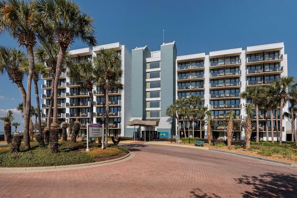 BAYSIDE CONDO SANDESTIN - Residential