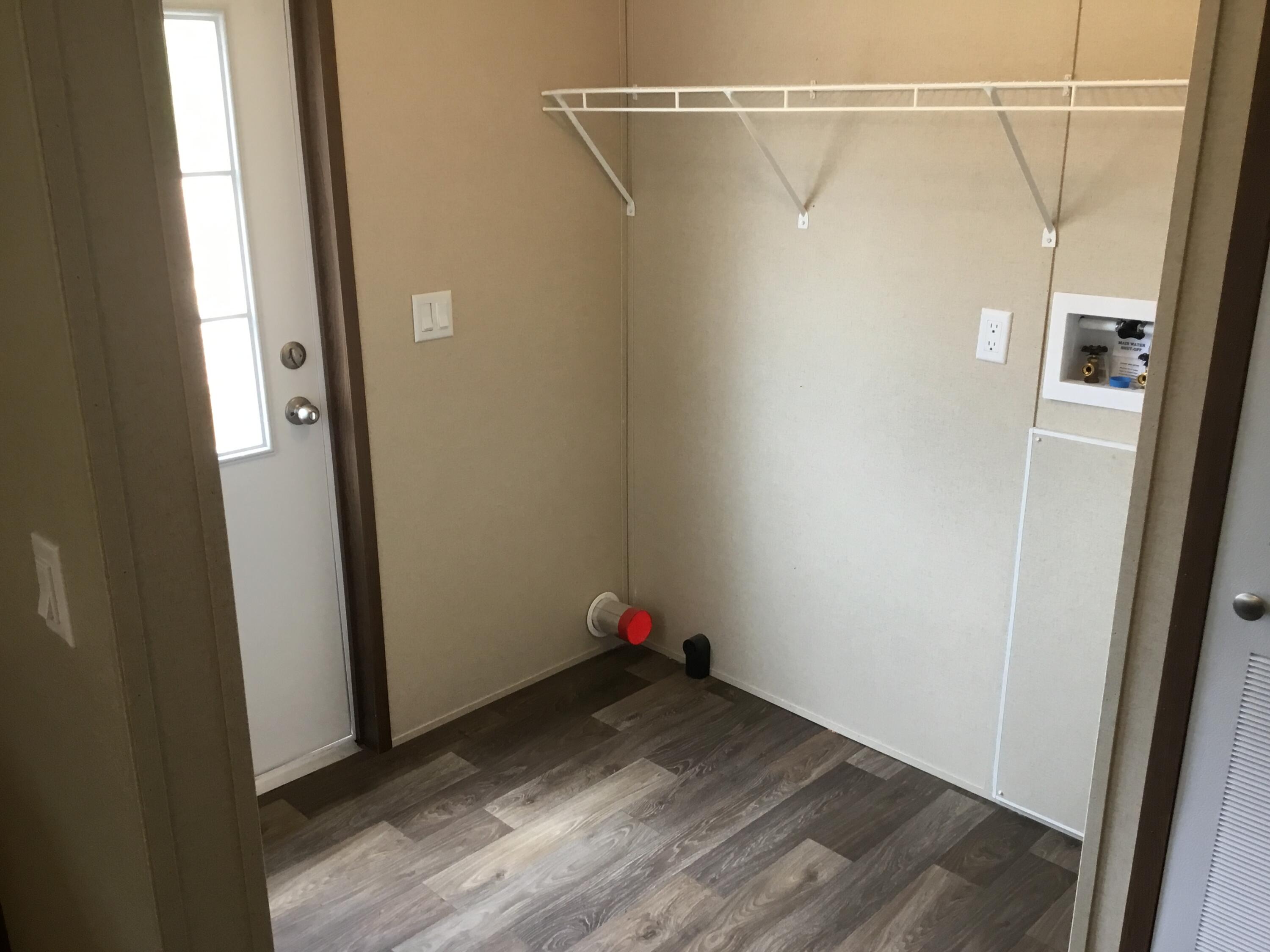 NORTH SUPERGROUP
(221000.00) - Residential