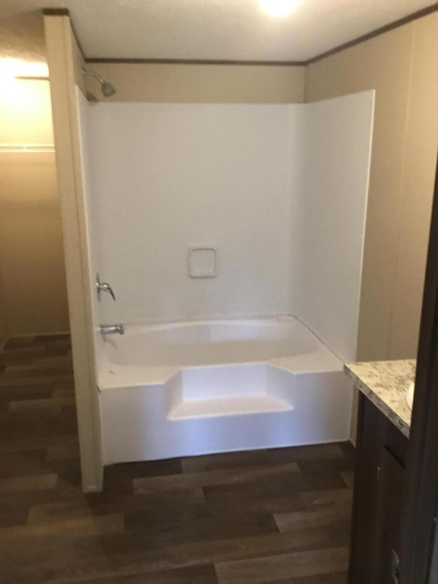 NORTH SUPERGROUP
(221000.00) - Residential