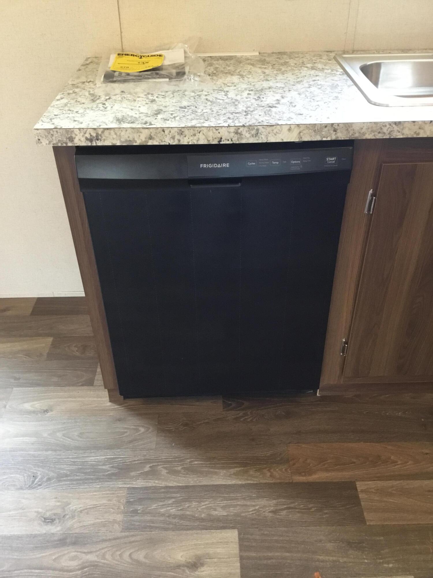 NORTH SUPERGROUP
(221000.00) - Residential