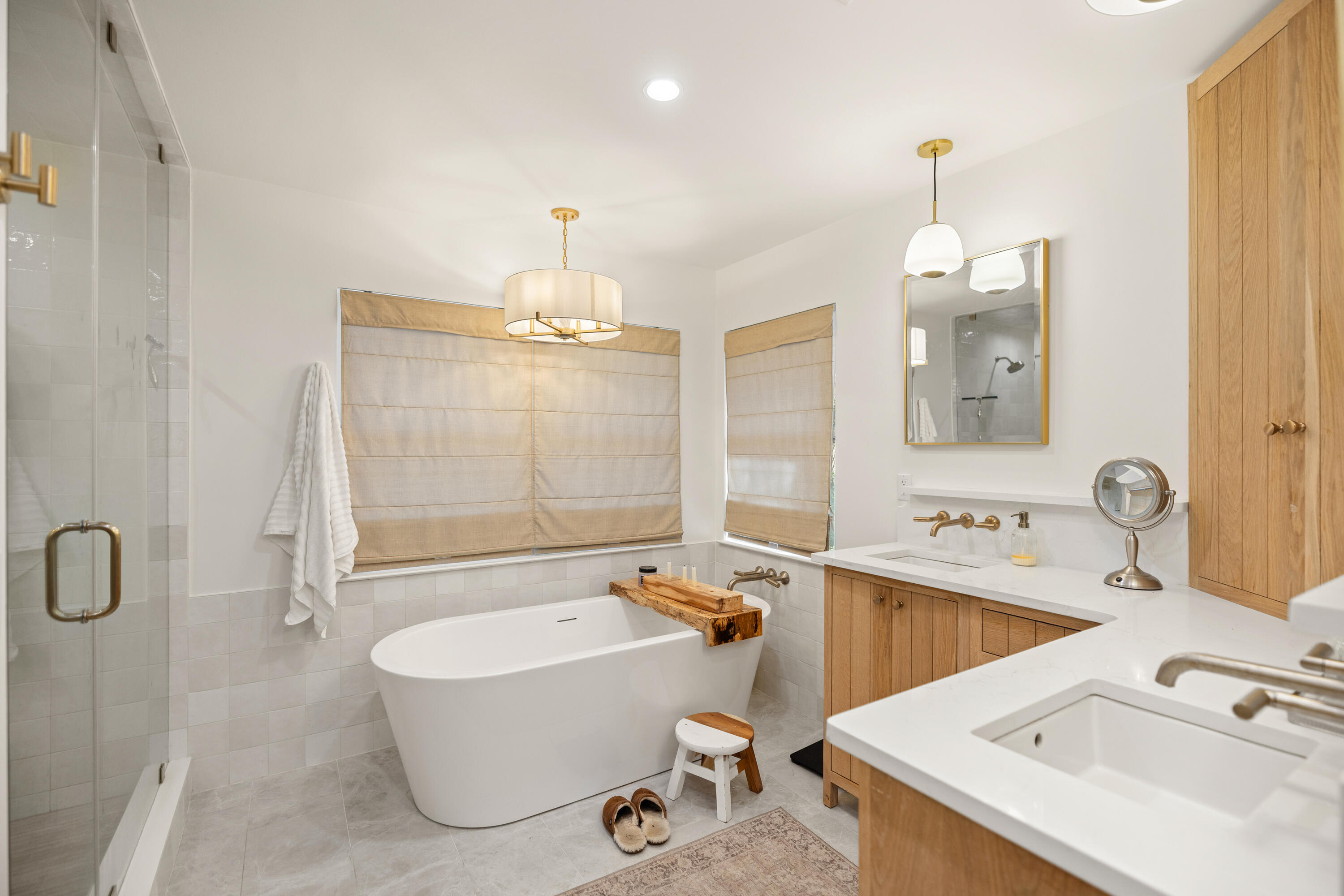 ROCKY BAYOU COUNTRY CLUB ESTATES 1 - Residential Lease