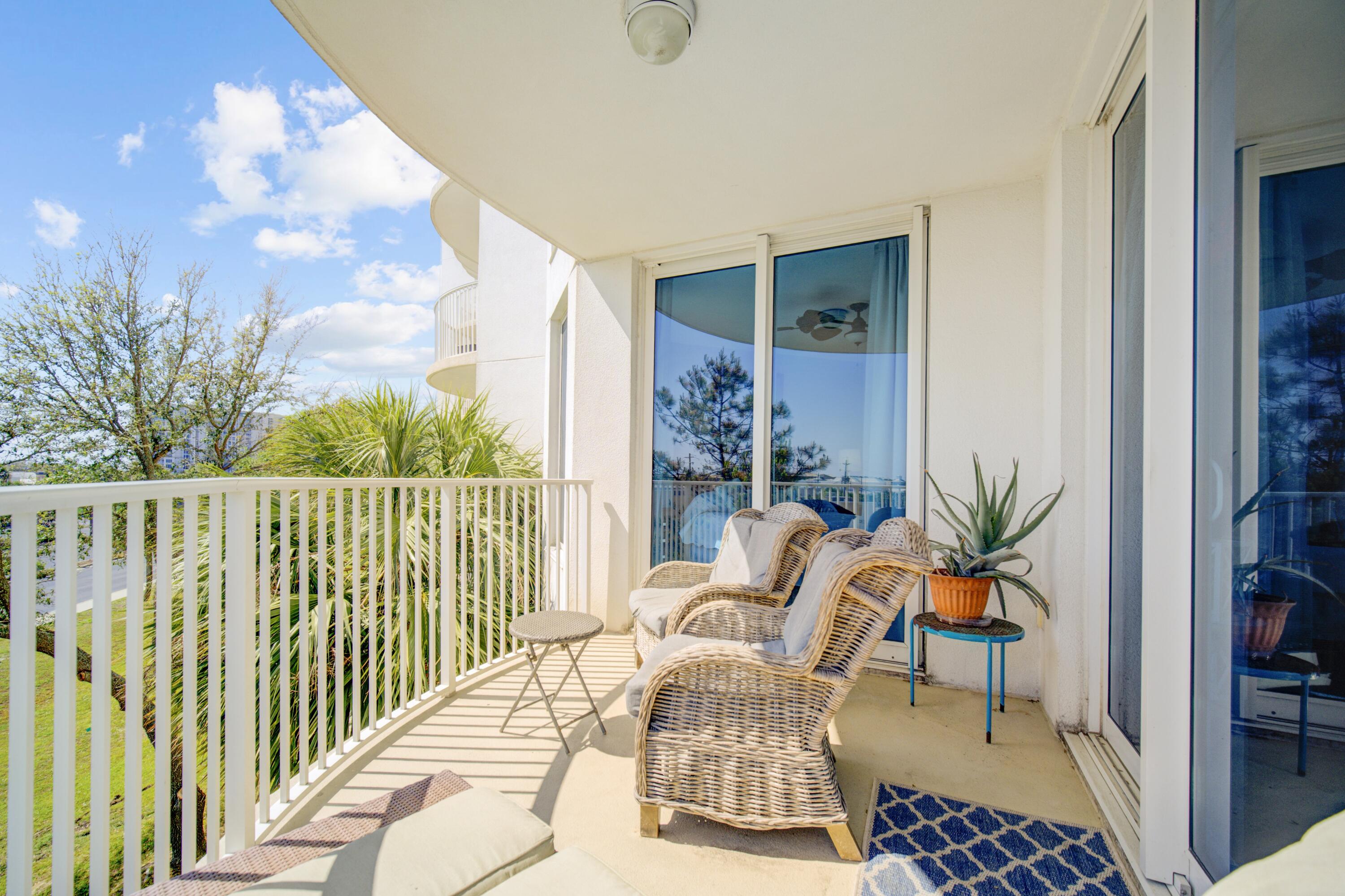 THE PALMS OF DESTIN - Residential