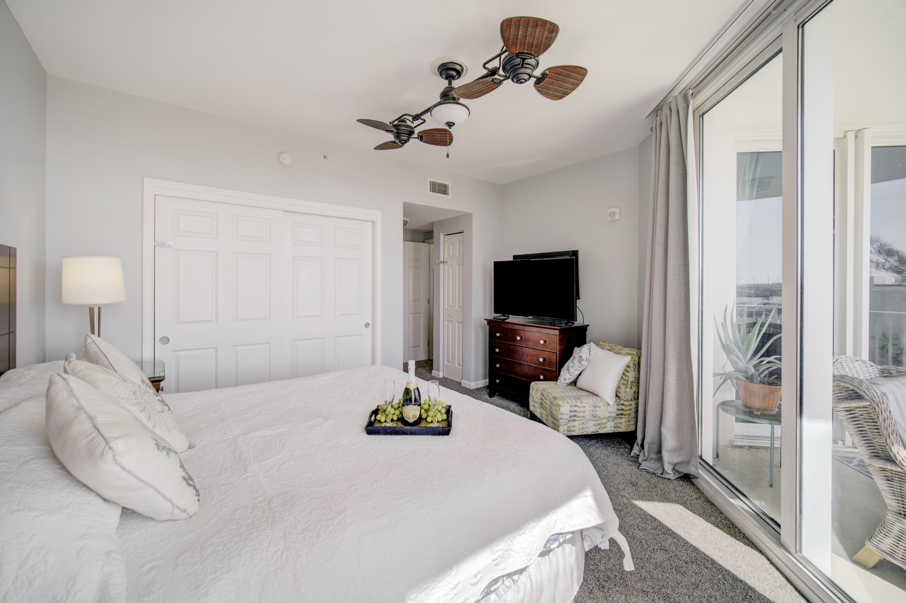 THE PALMS OF DESTIN - Residential