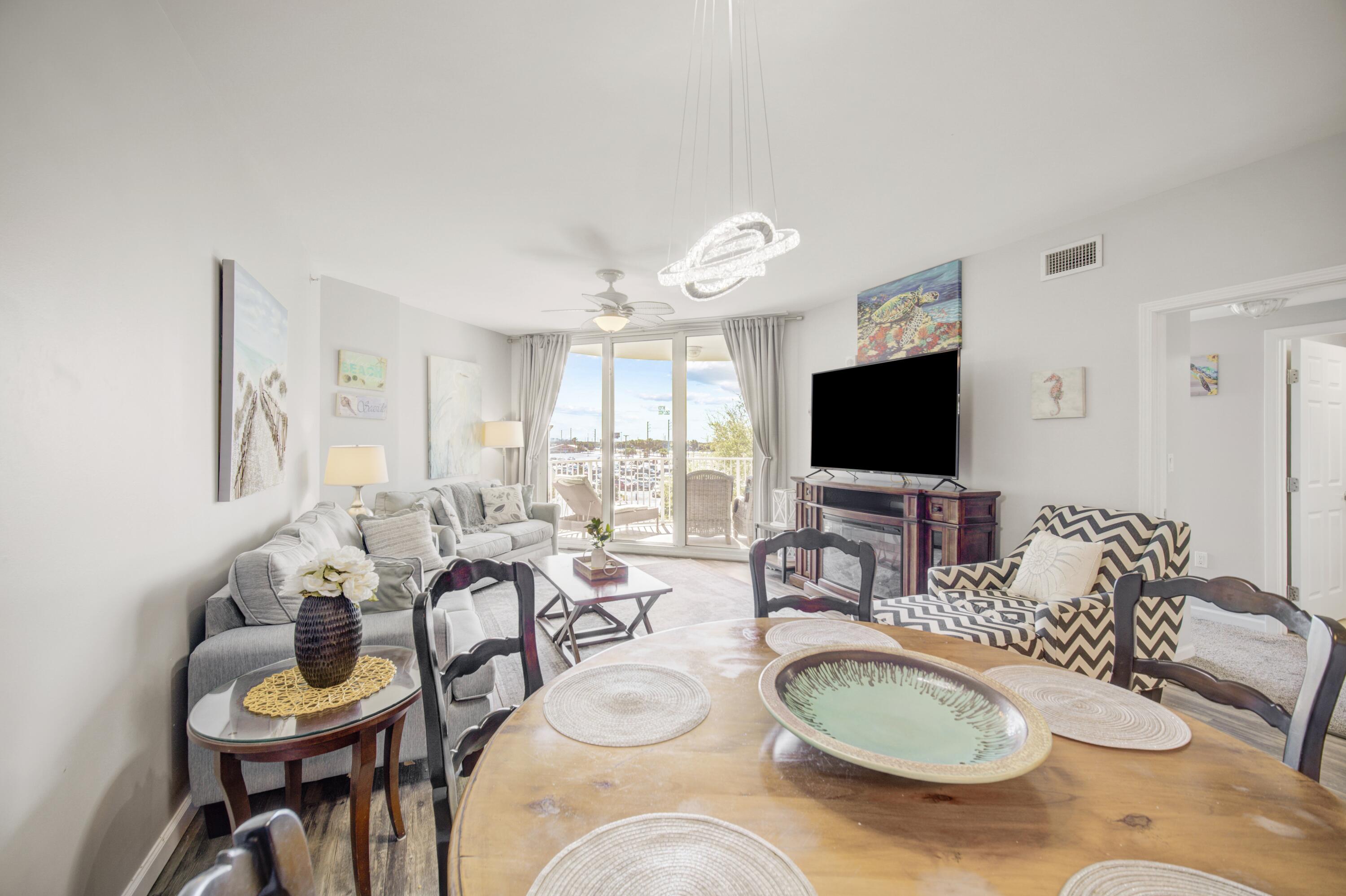 THE PALMS OF DESTIN - Residential