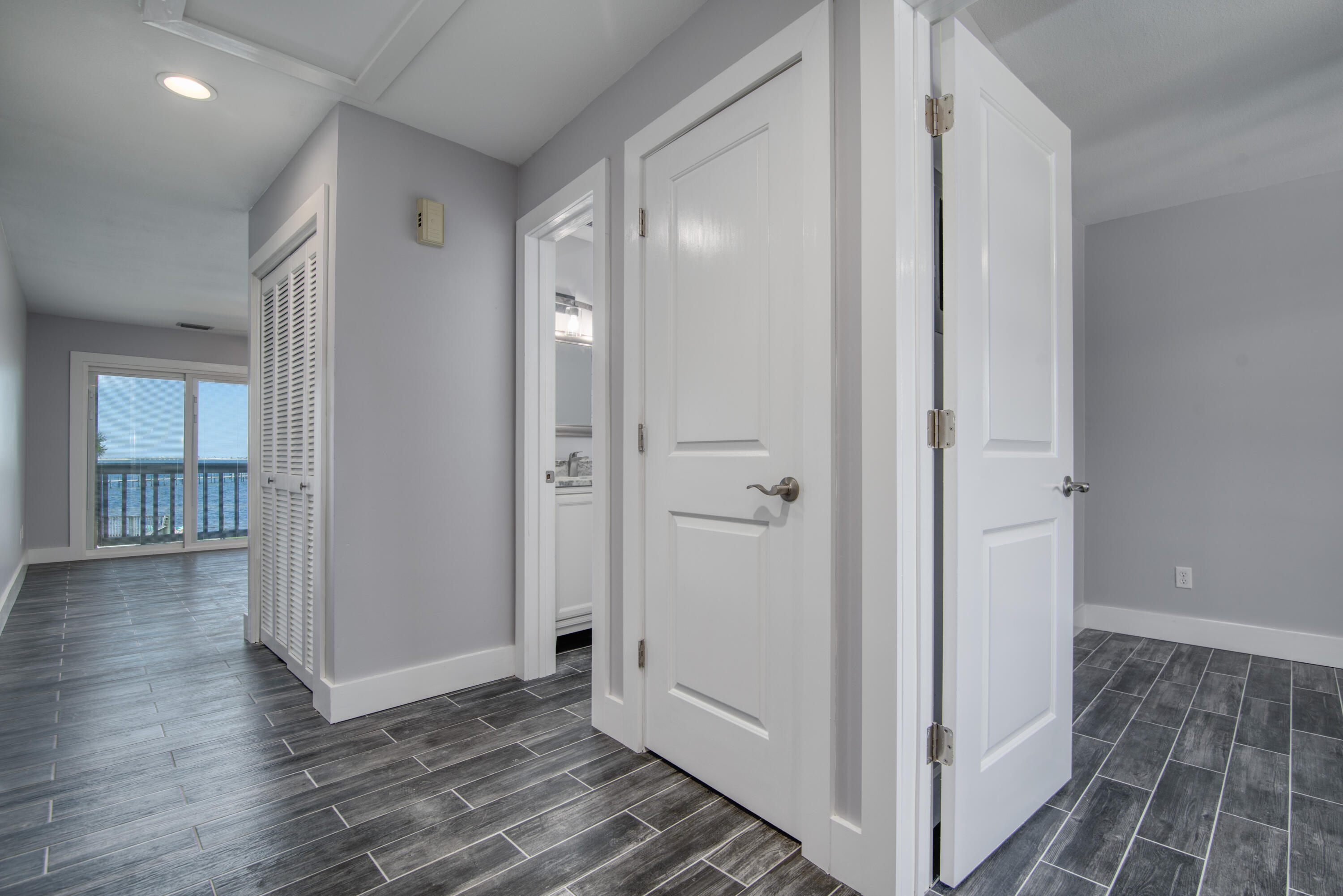 SAFE HARBOUR VILLAGE CONDO - Residential