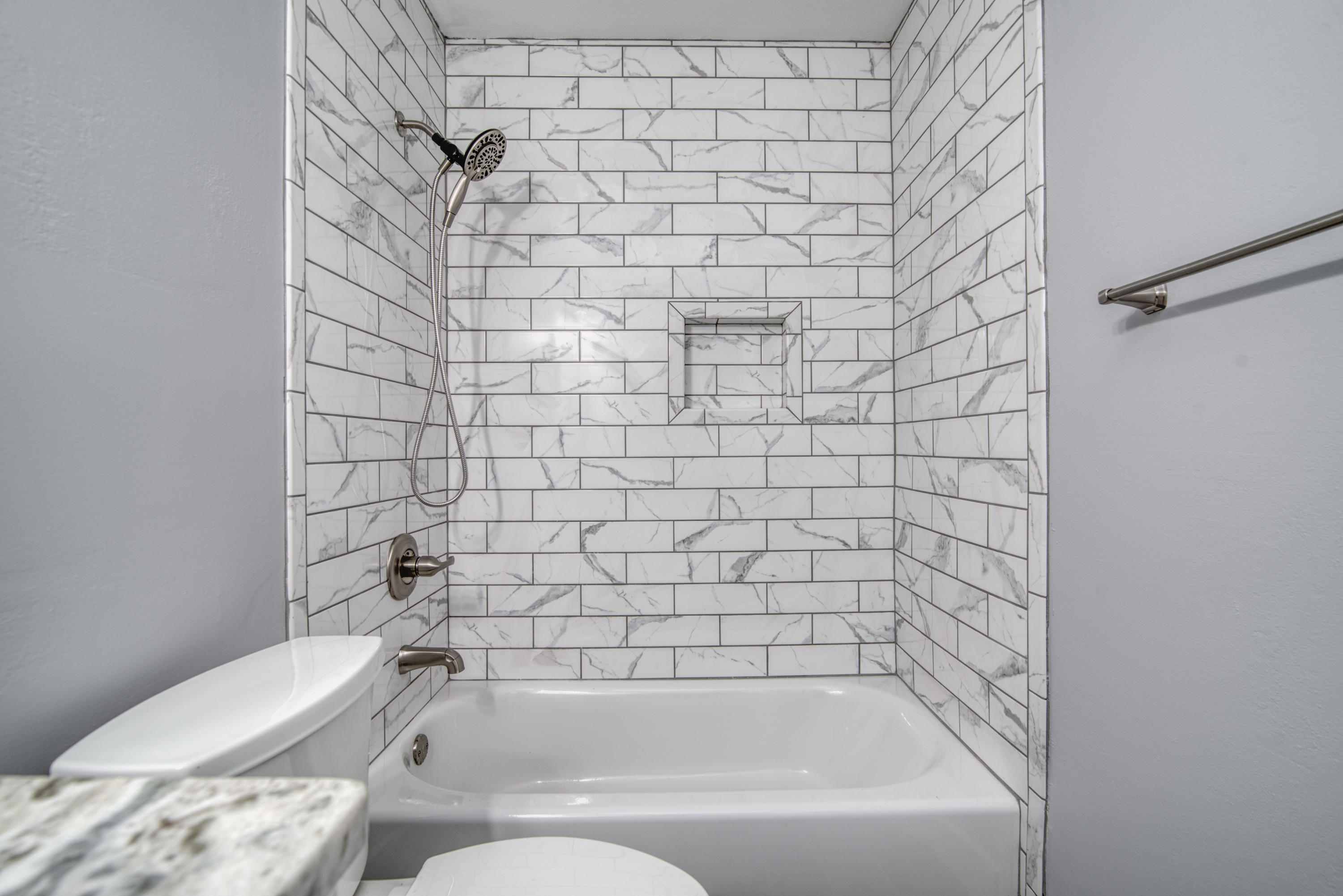 SAFE HARBOUR VILLAGE CONDO - Residential