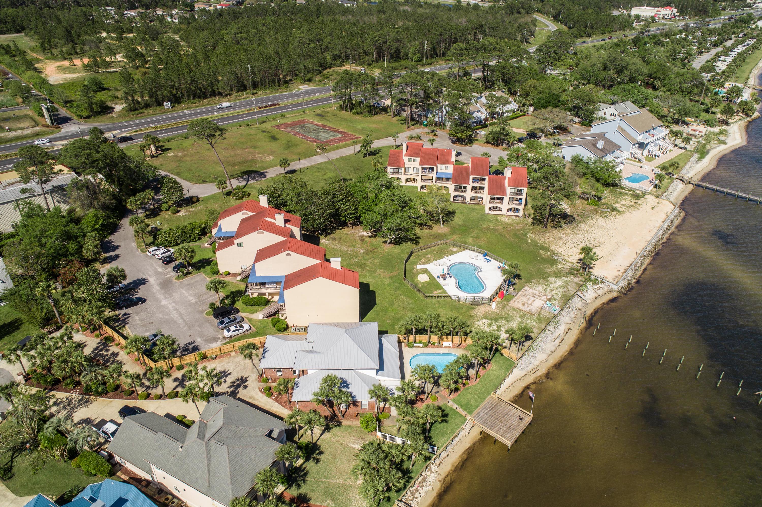 SAFE HARBOUR VILLAGE CONDO - Residential