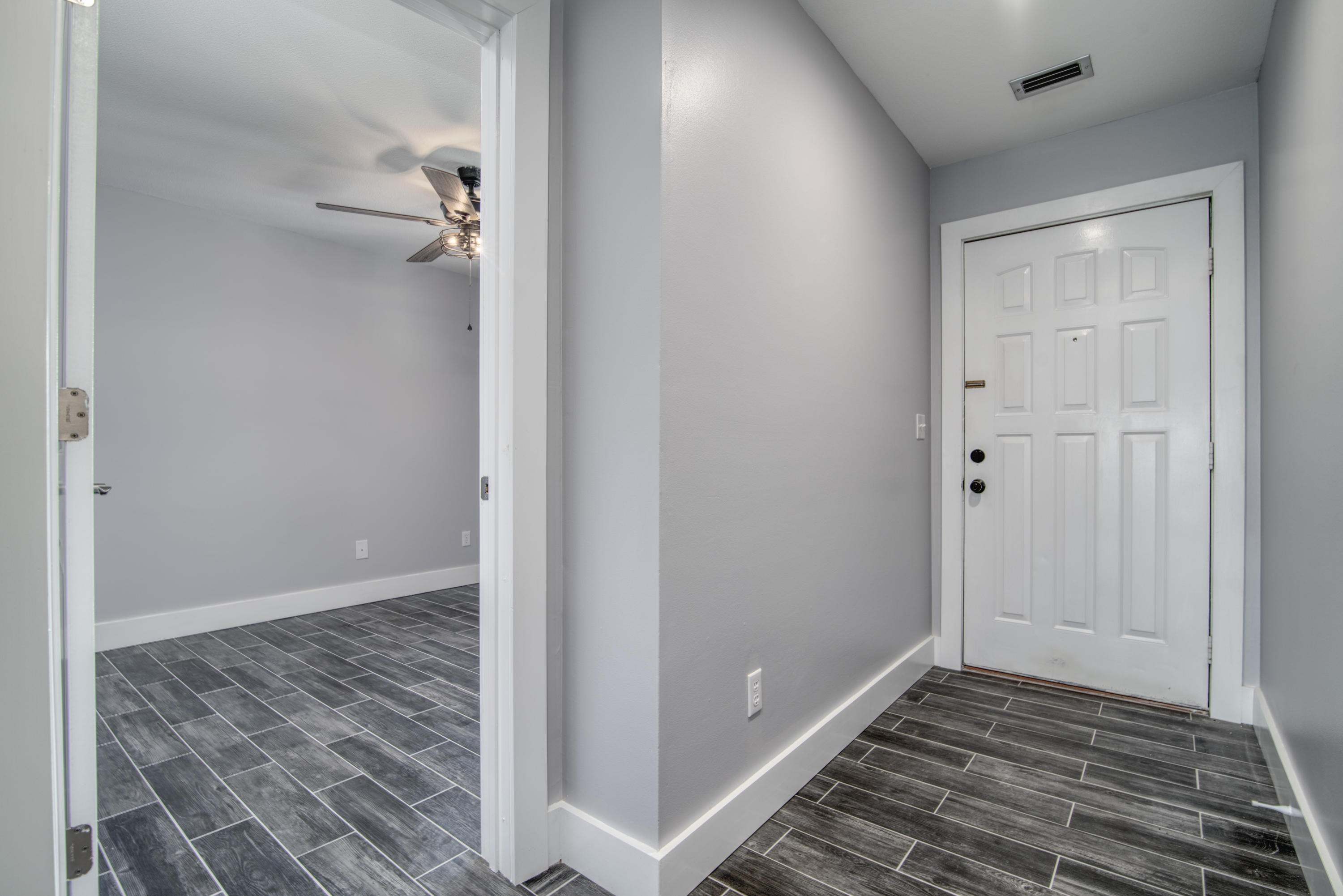 SAFE HARBOUR VILLAGE CONDO - Residential