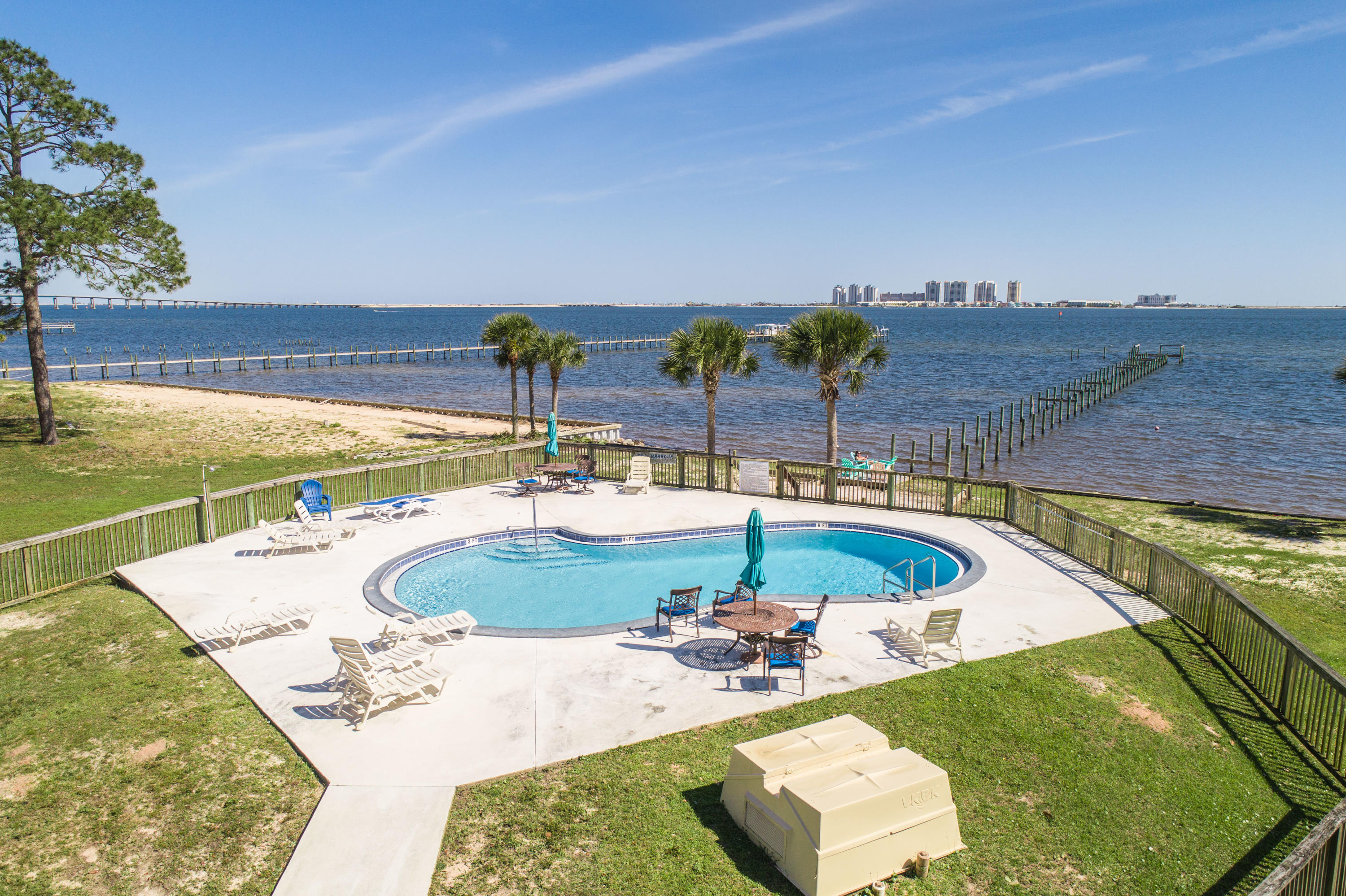 SAFE HARBOUR VILLAGE CONDO - Residential