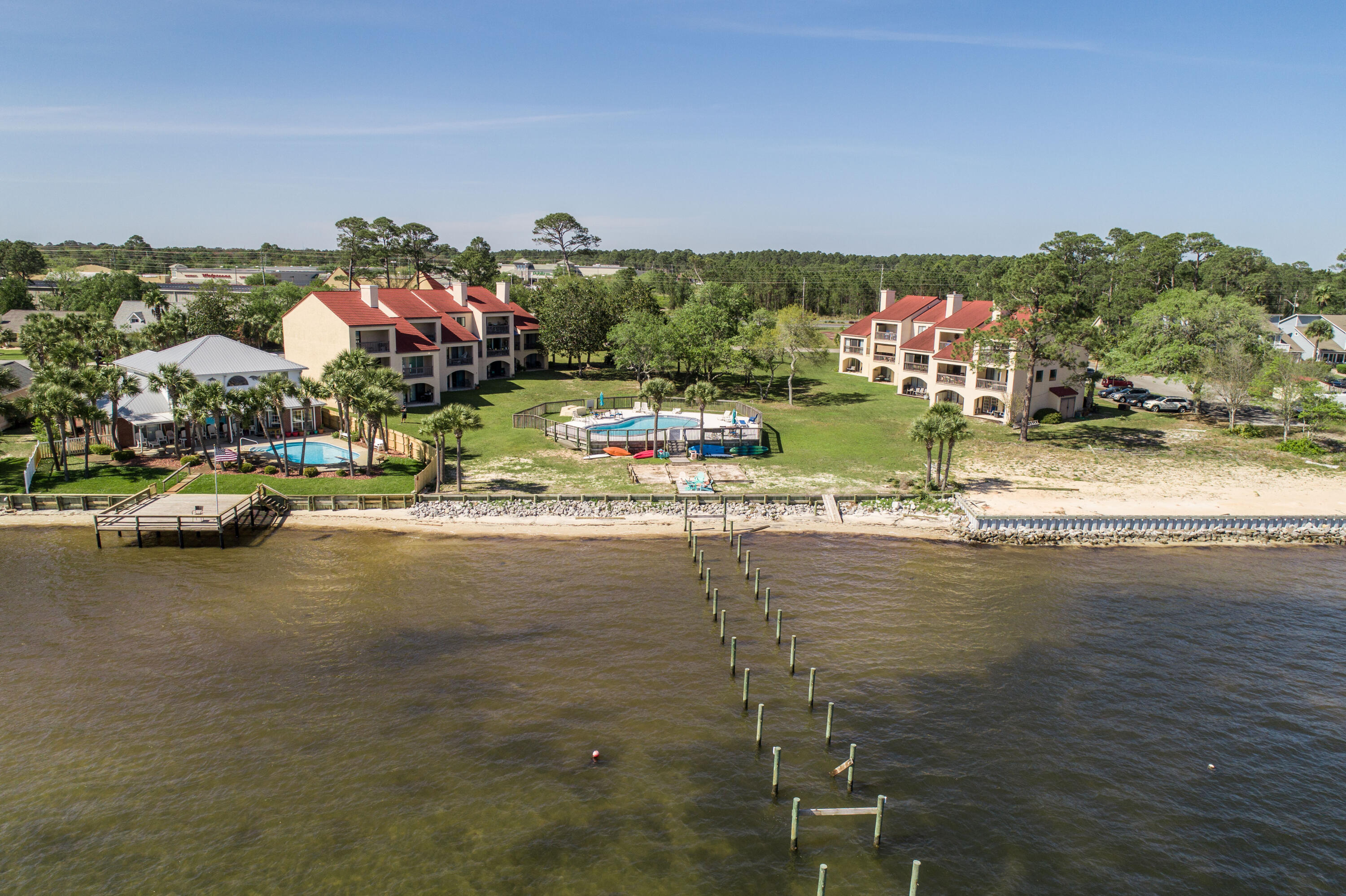 SAFE HARBOUR VILLAGE CONDO - Residential