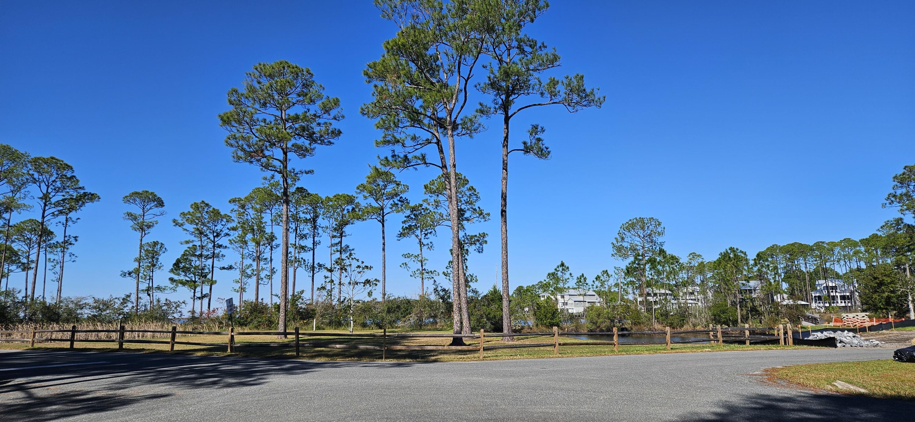 TOWN OF SANTA ROSA - Residential