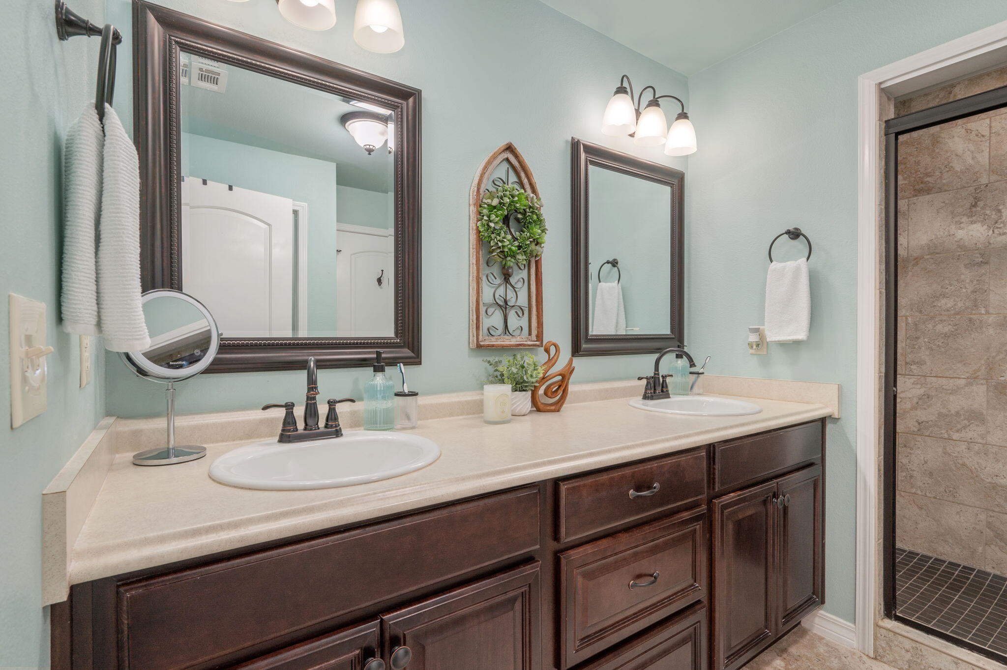QUIET OAKS S/D - Residential