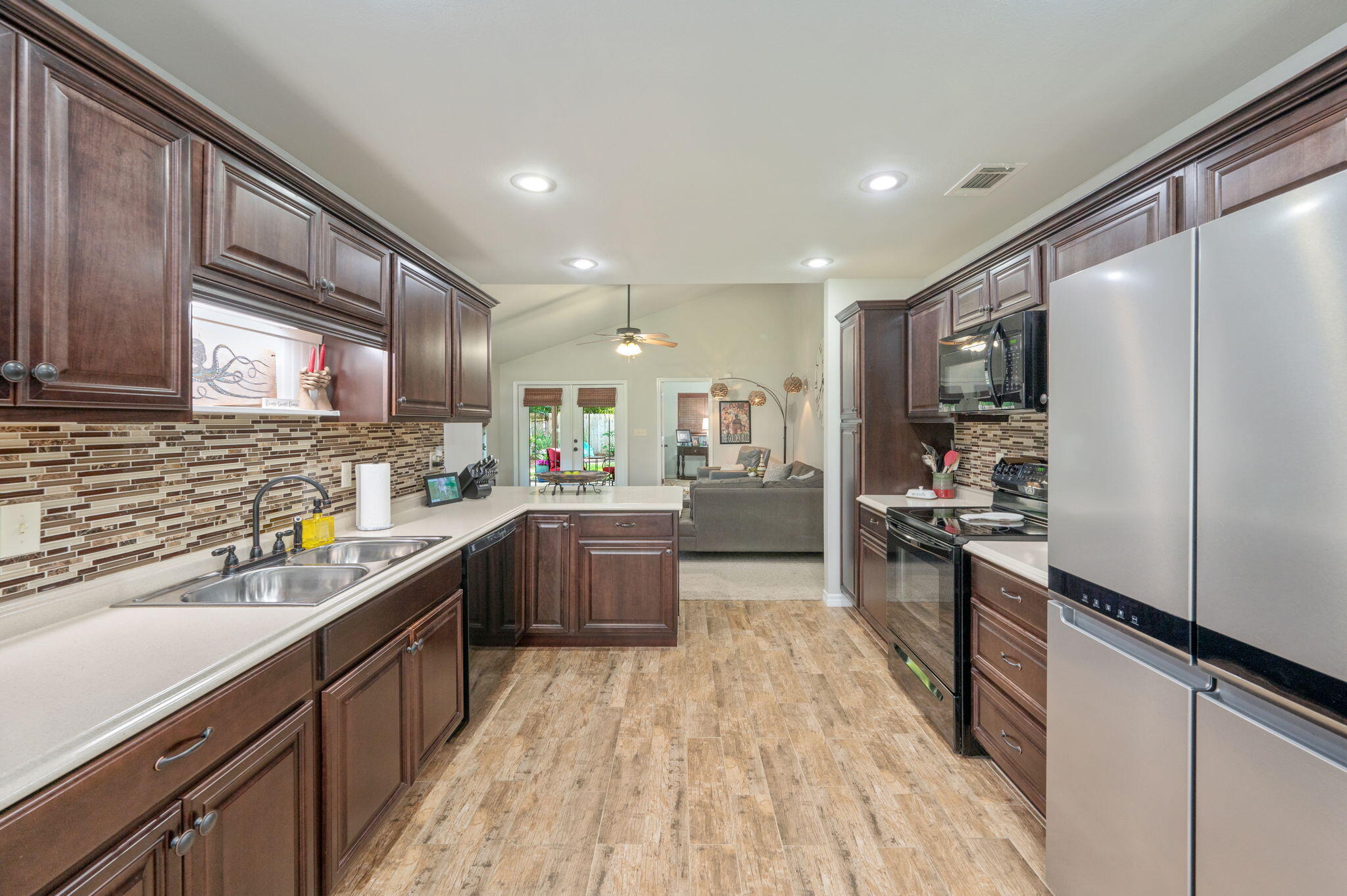 QUIET OAKS S/D - Residential