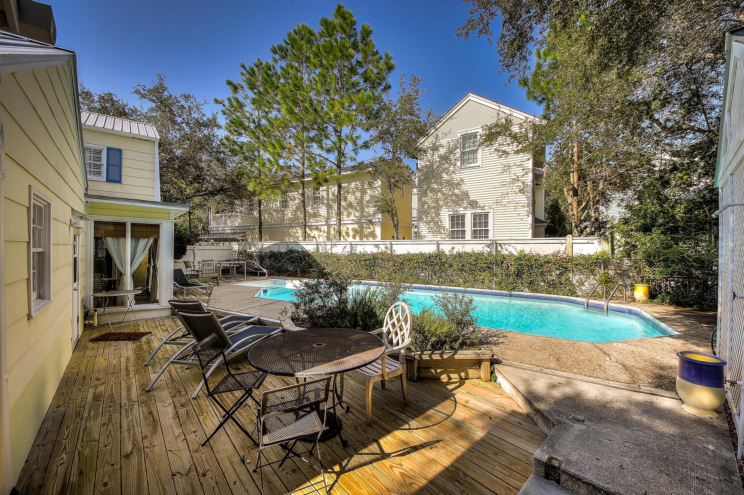 SEAGROVE 1ST ADDN - Residential