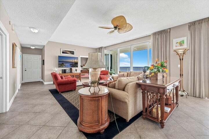 OCEANIA CONDO - Residential