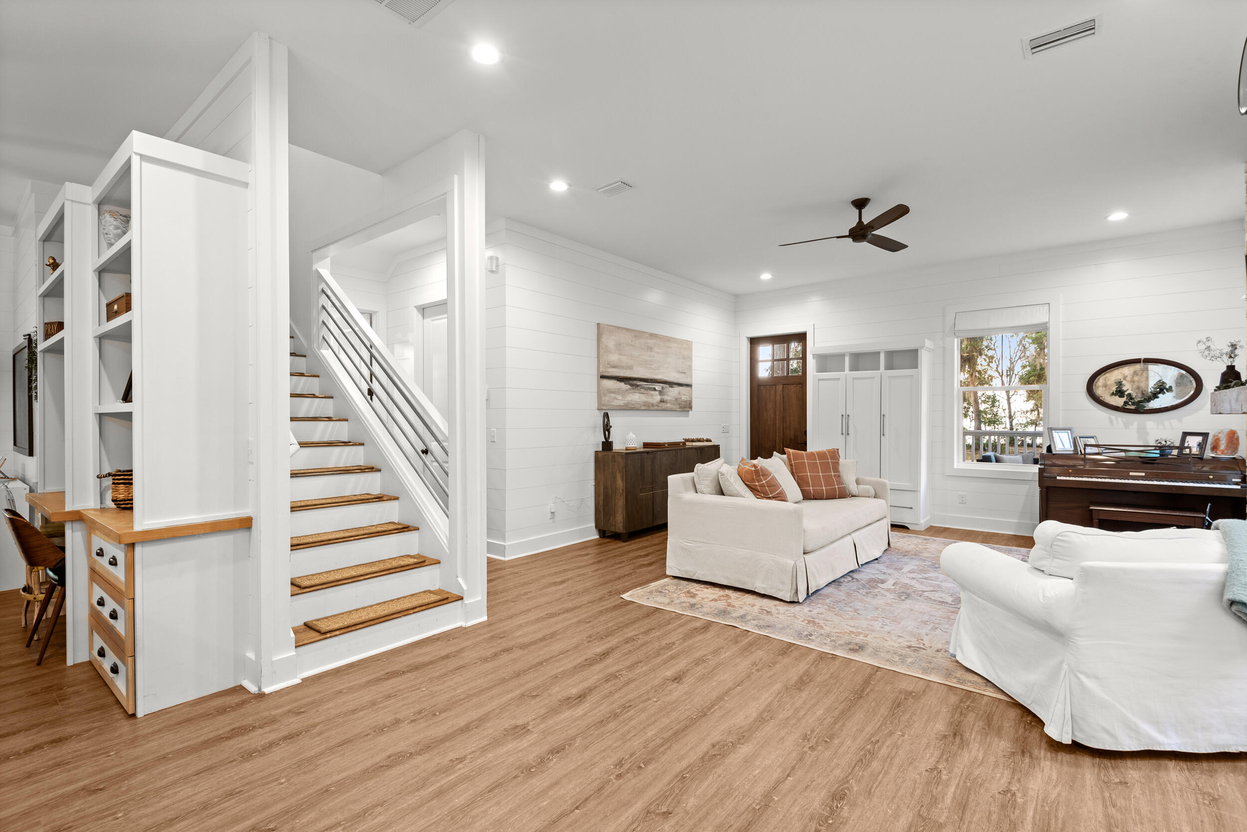 GRAYTON BAYOU - Residential