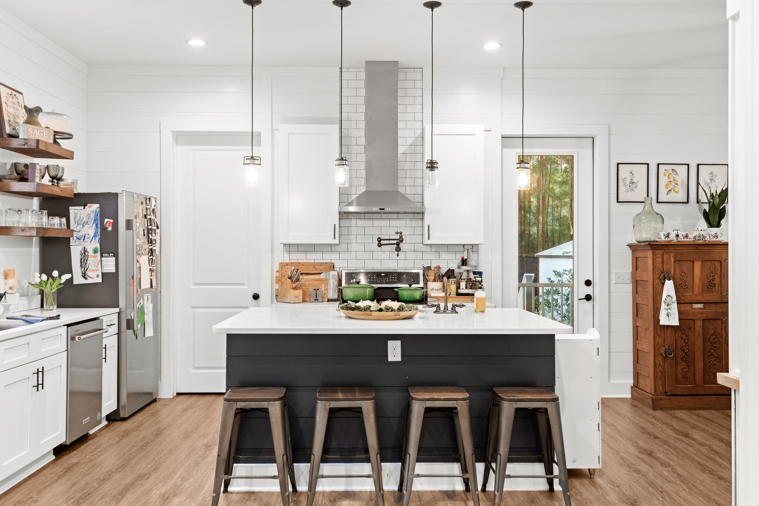 GRAYTON BAYOU - Residential