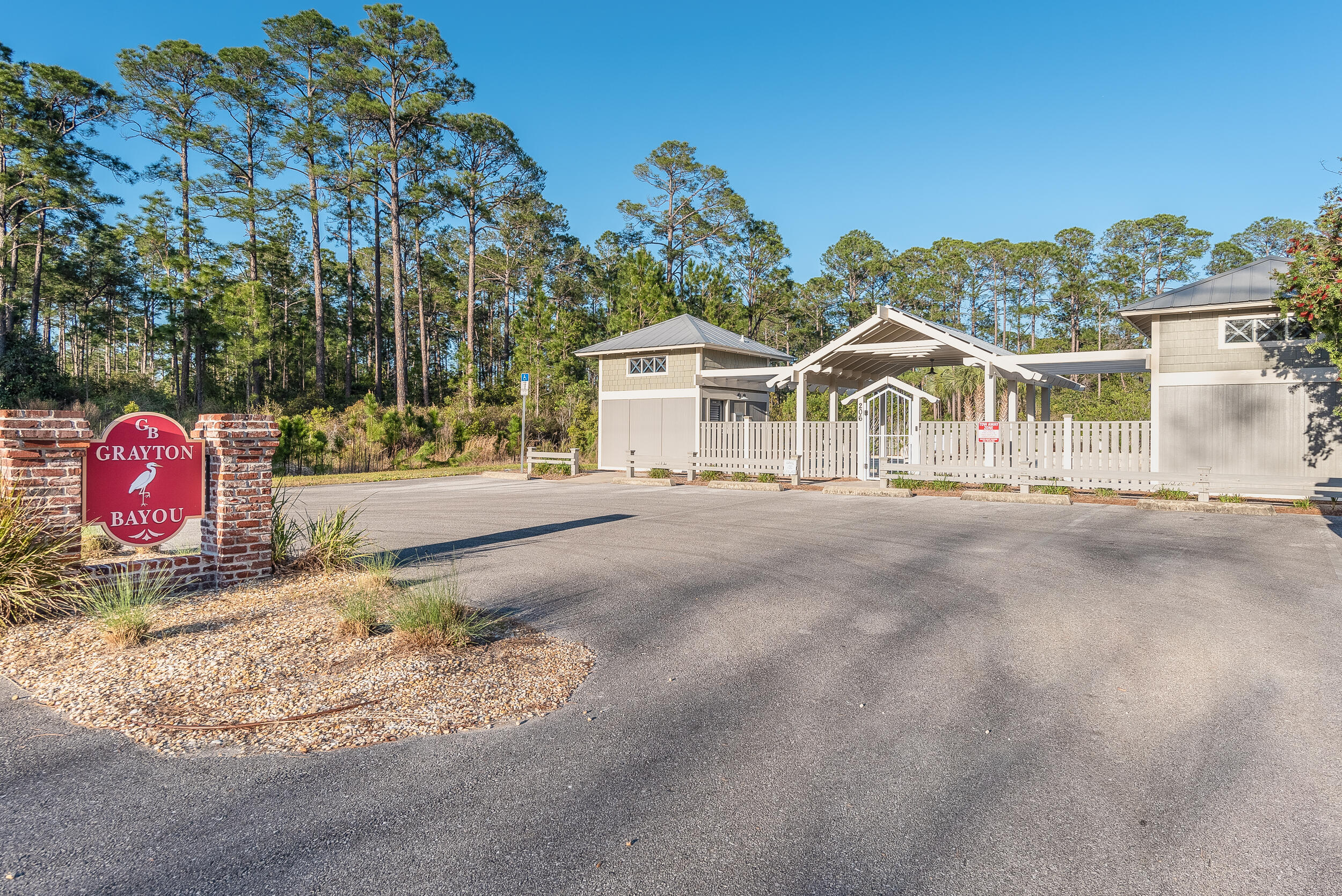 GRAYTON BAYOU - Residential