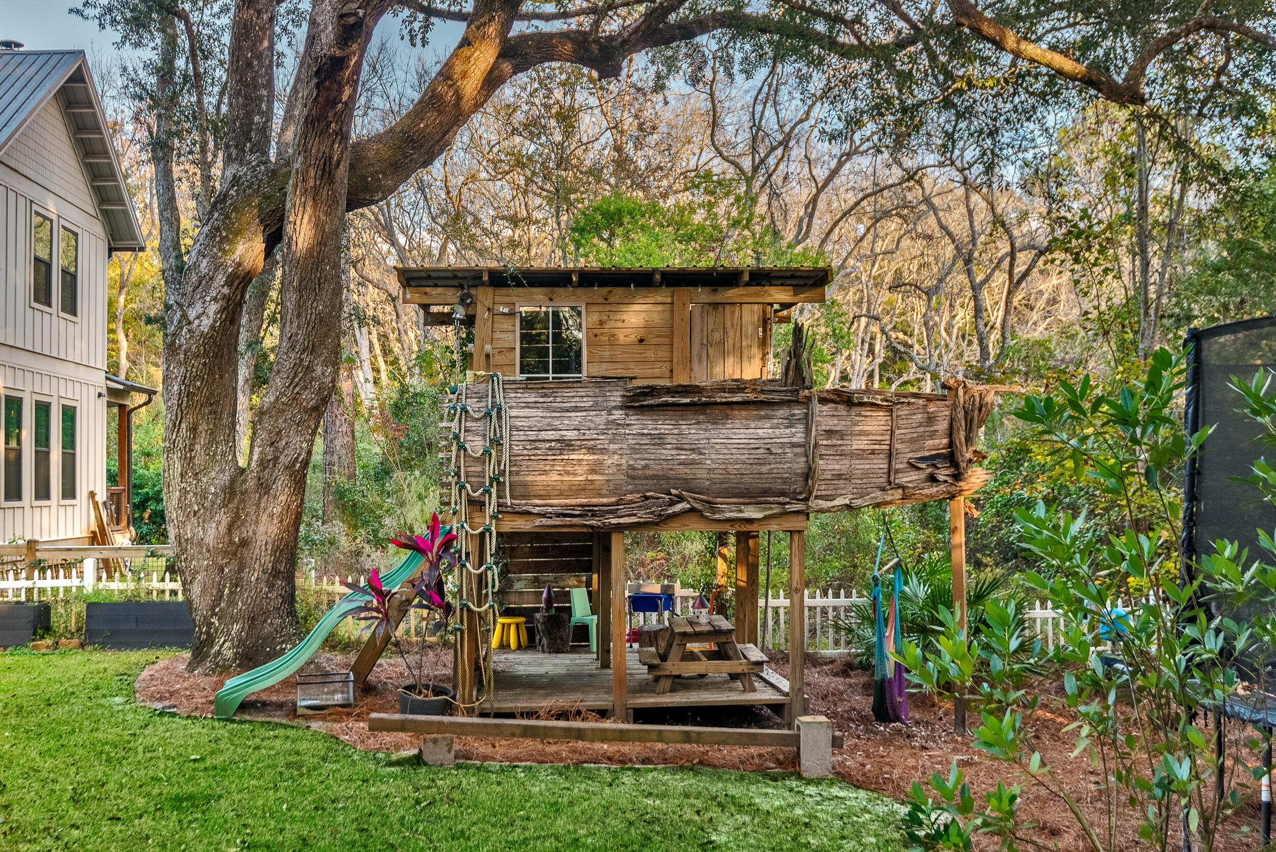 GRAYTON BAYOU - Residential